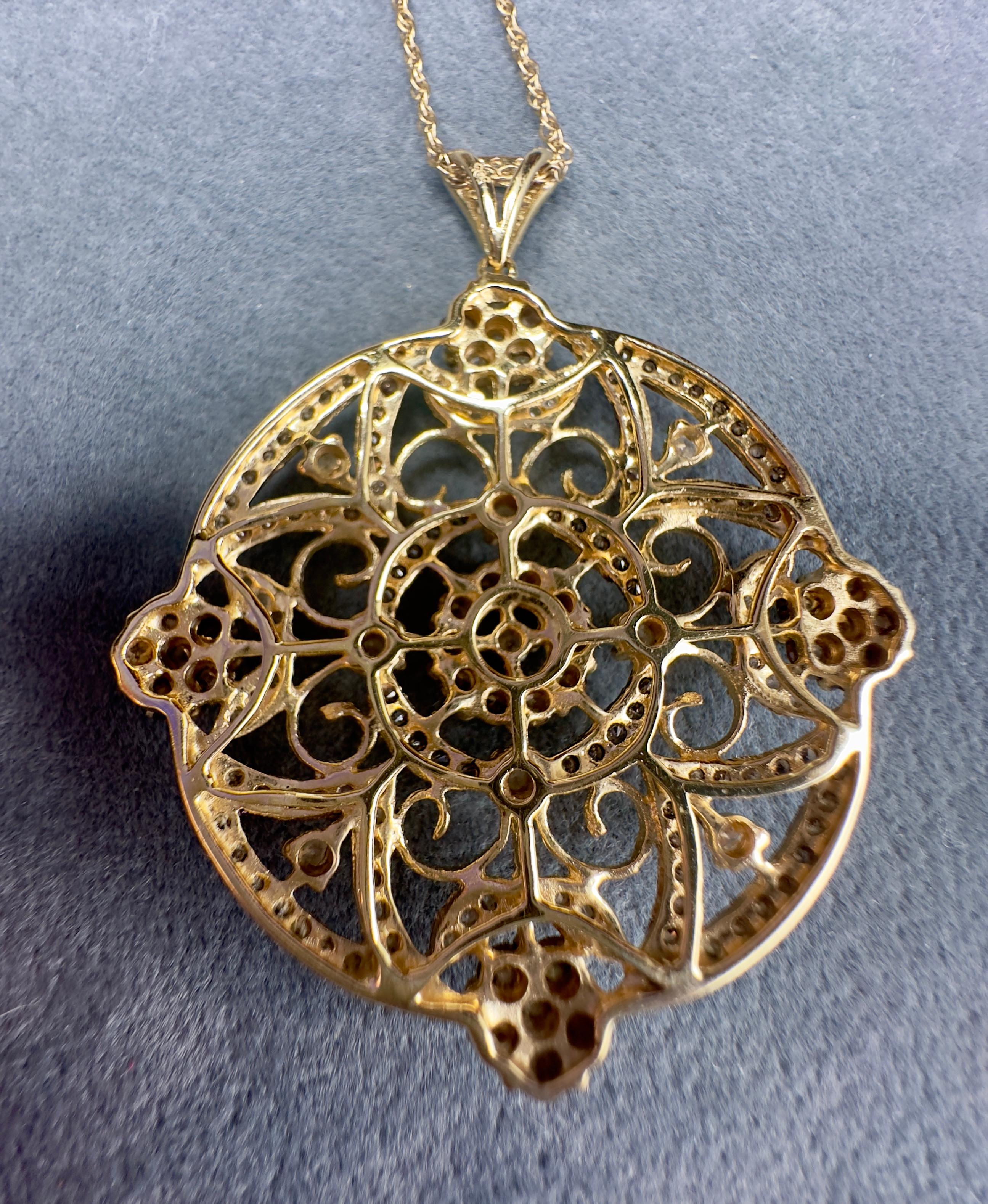Round Cut Unique 14k Yellow Gold Diamond Pendant Necklace For Sale