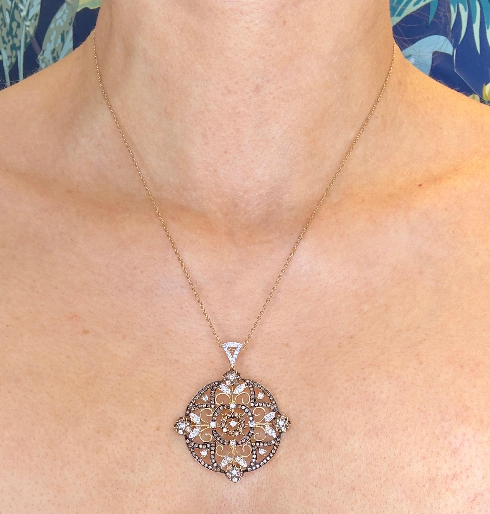 Unique 14k Yellow Gold Diamond Pendant Necklace In Good Condition For Sale In Houston, TX