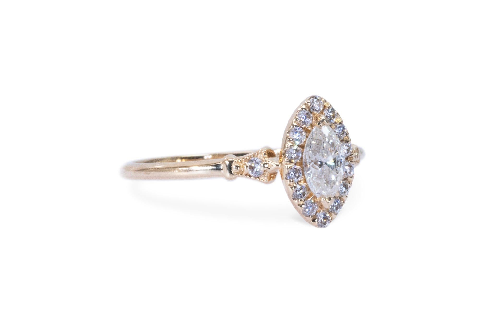 Einzigartiger Halo-Ring aus 14 Karat Gelbgold mit 0,45 Karat natrlichen Diamanten im Marquiseschliff-AIG-zertifiziert 1