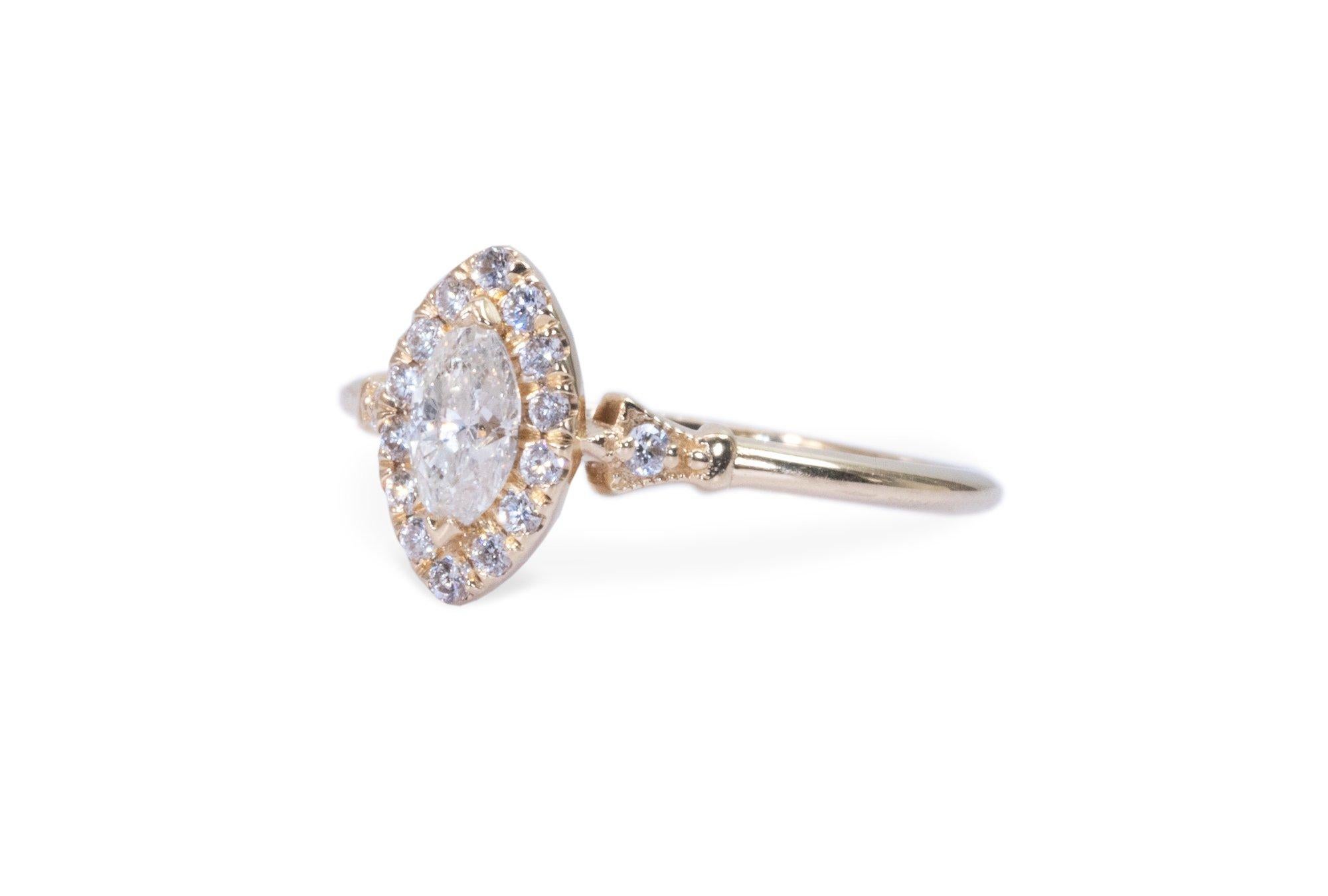 Einzigartiger Halo-Ring aus 14 Karat Gelbgold mit 0,45 Karat natrlichen Diamanten im Marquiseschliff-AIG-zertifiziert 2