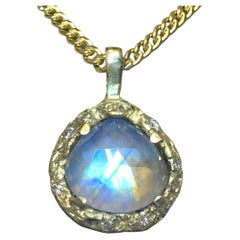 One of a kind 14k Yellow Gold Moonstone pear with Diamonds Necklace
