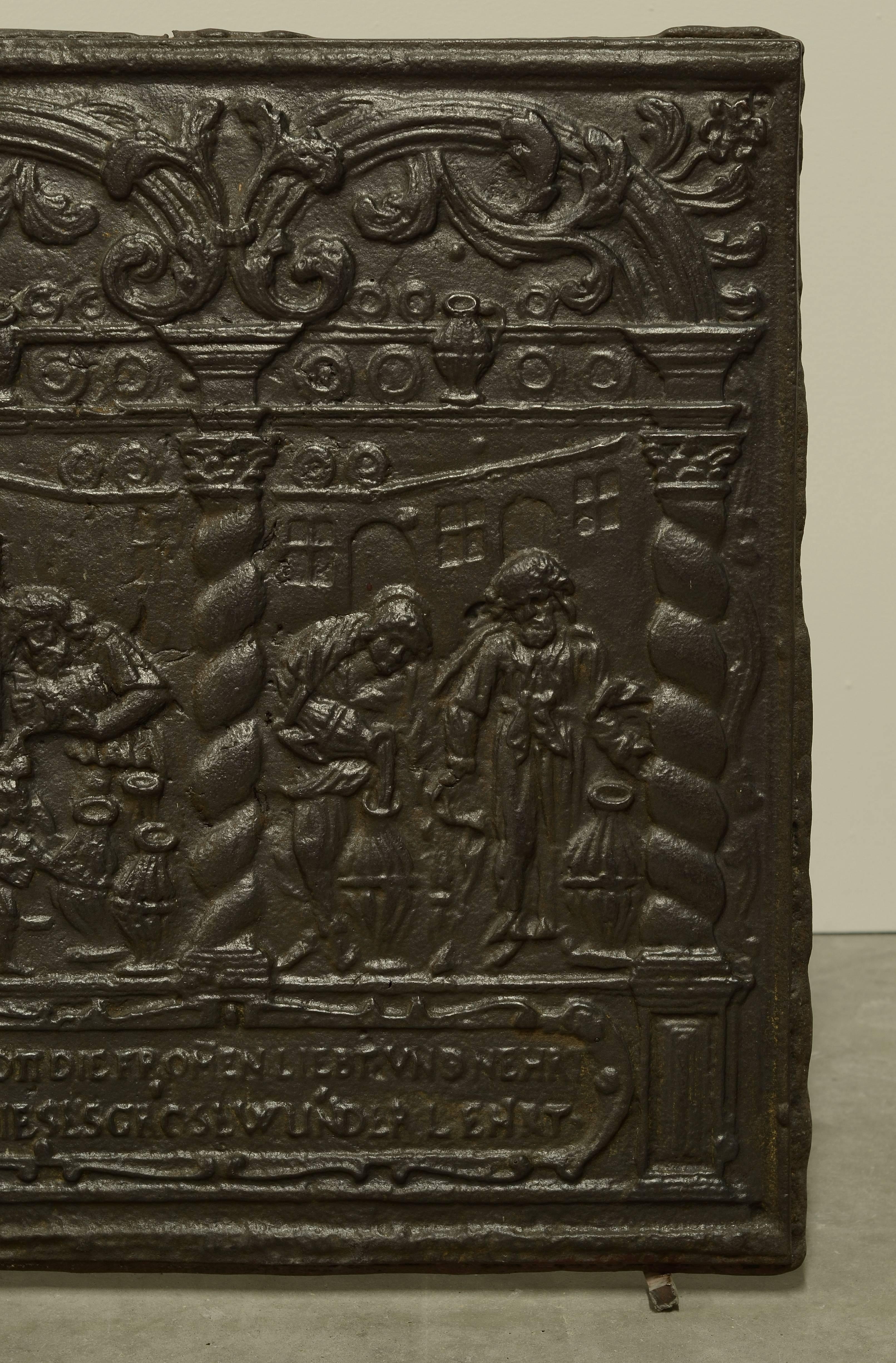Européen Plaque de cheminée ancienne unique du 16ème siècle, fête biblique du vin en vente