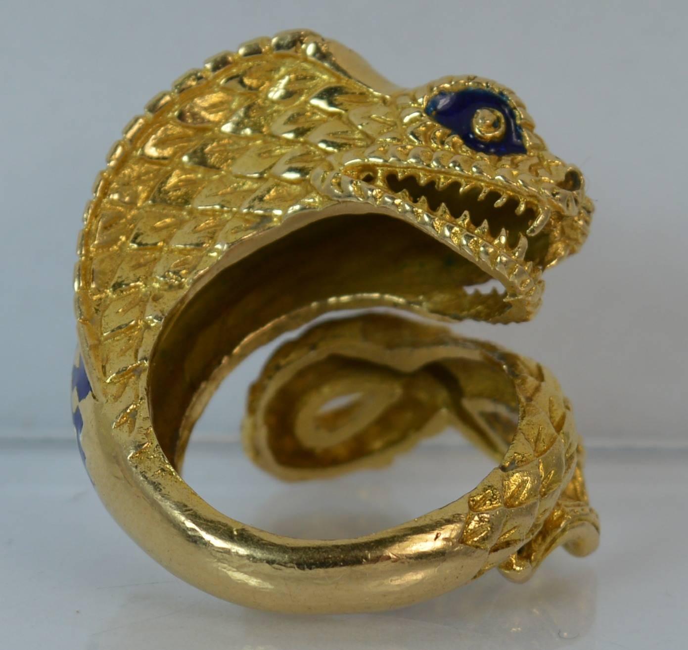 Women's or Men's Unique 18 Carat Gold King Cobra Snake Ring