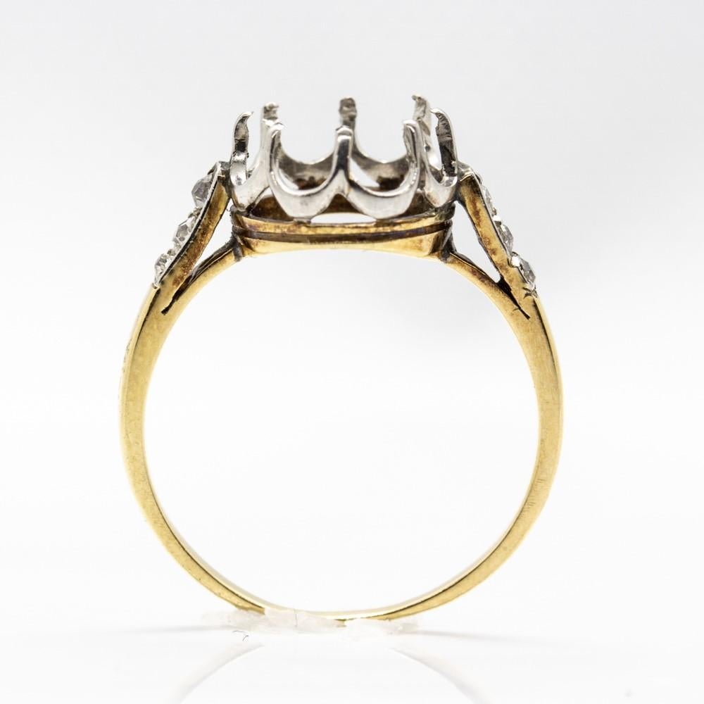 Unique 18 Karat Gold Diamonds Semi Mounting Ring In Excellent Condition In Miami, FL