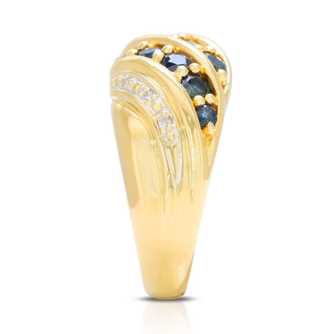 Unique 18K Yellow Gold Diamond Ring For Sale 1