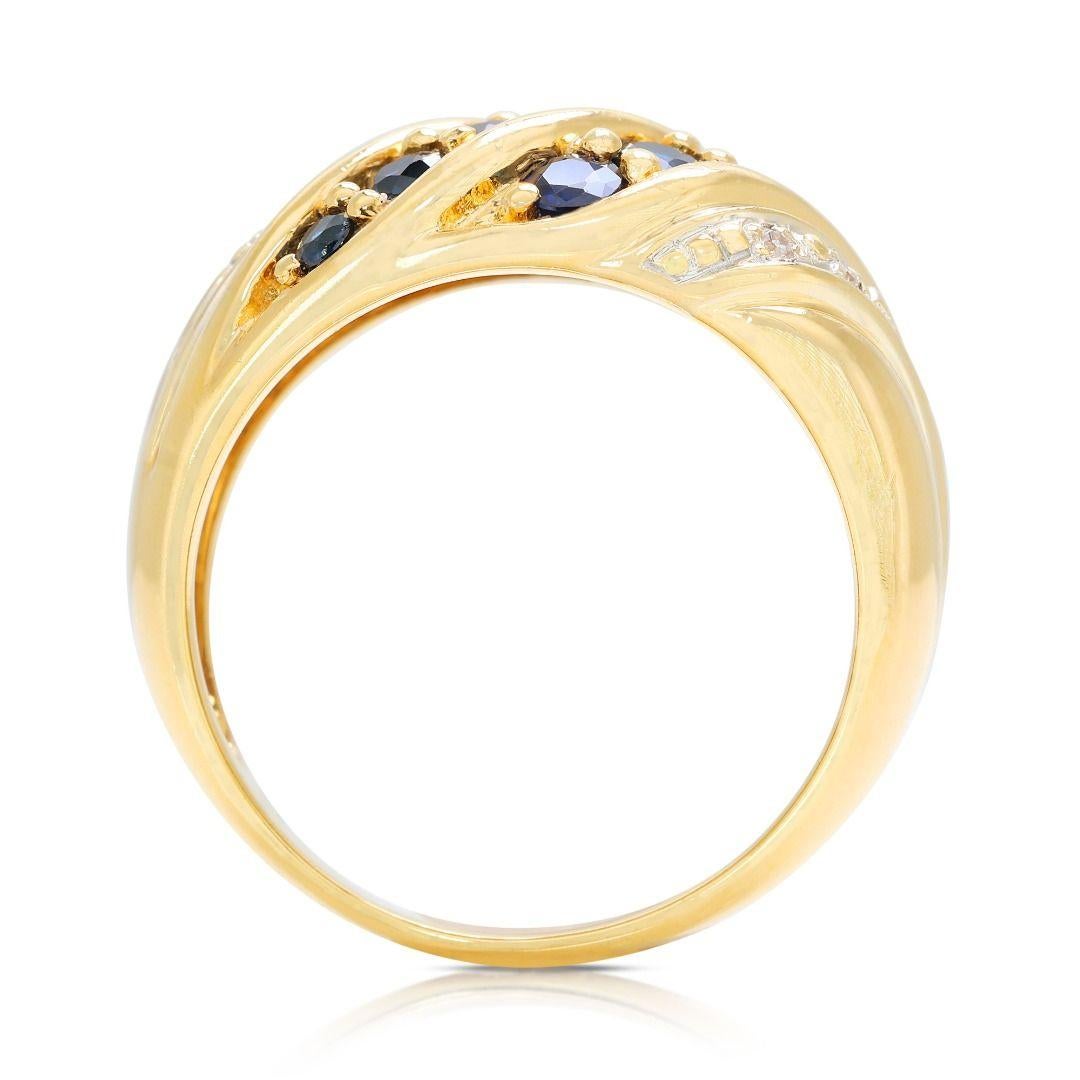 Unique 18K Yellow Gold Diamond Ring For Sale 2