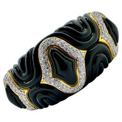 Unique 18K Yellow Gold Fluted Onyx & Diamond Cuff Bracelet Just Over 1 Inch Wide
