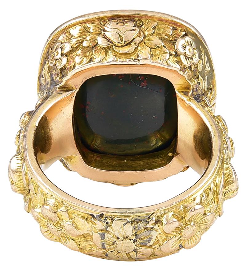 Unique 18th Century Bloodstone Intaglio Ring In Good Condition For Sale In London, GB