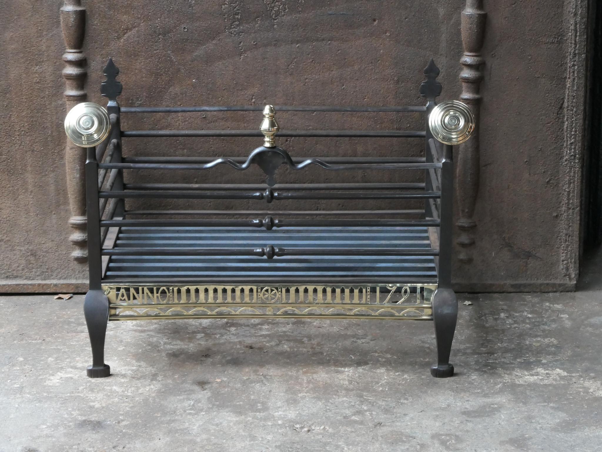 Forged Unique 18th Century Dutch Georgian Fireplace Grate or Fire Grate For Sale