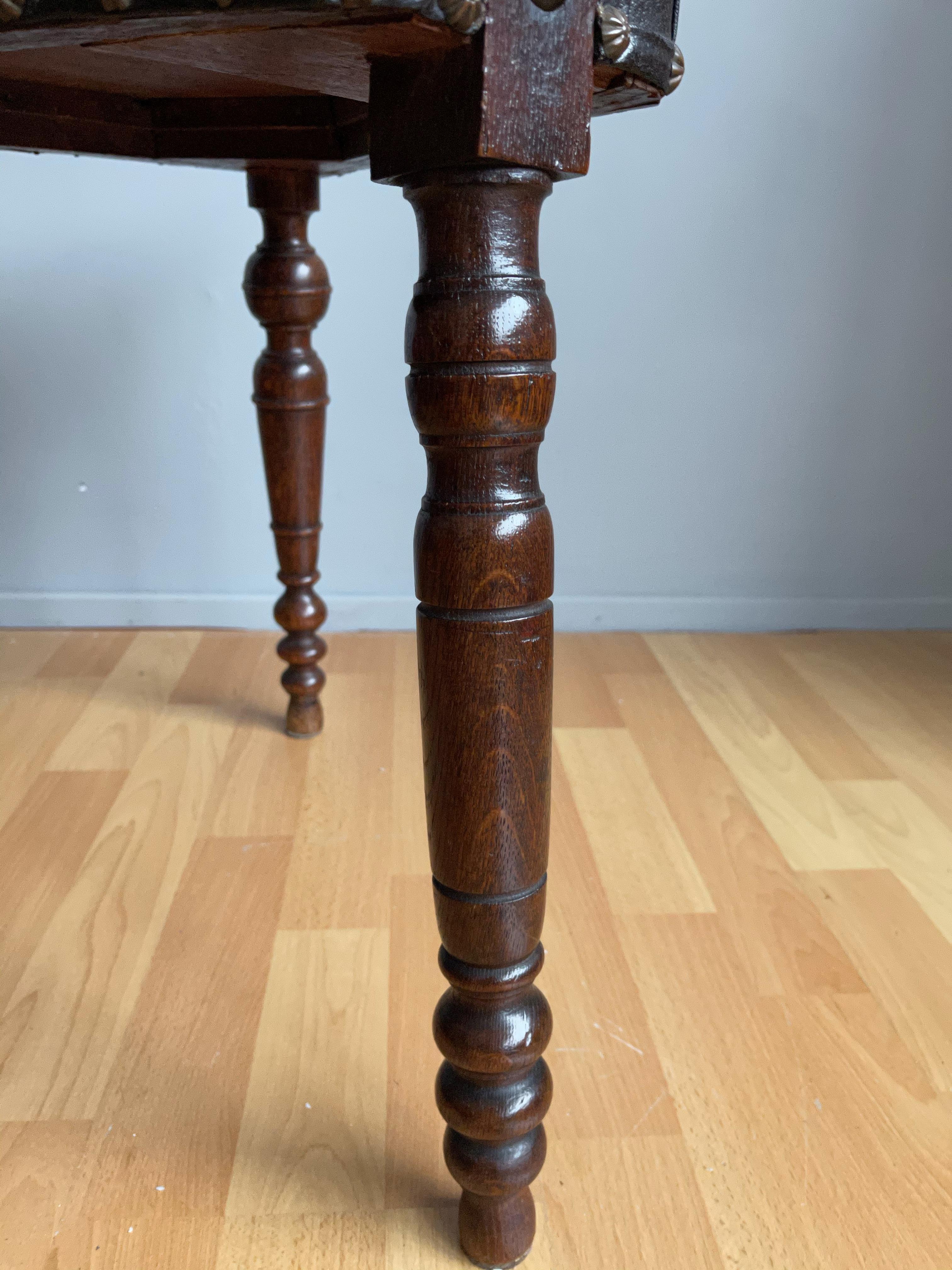 Unique 18th Century Renaissance Revival Carved Oak Three-Legged Chair with Lion For Sale 8