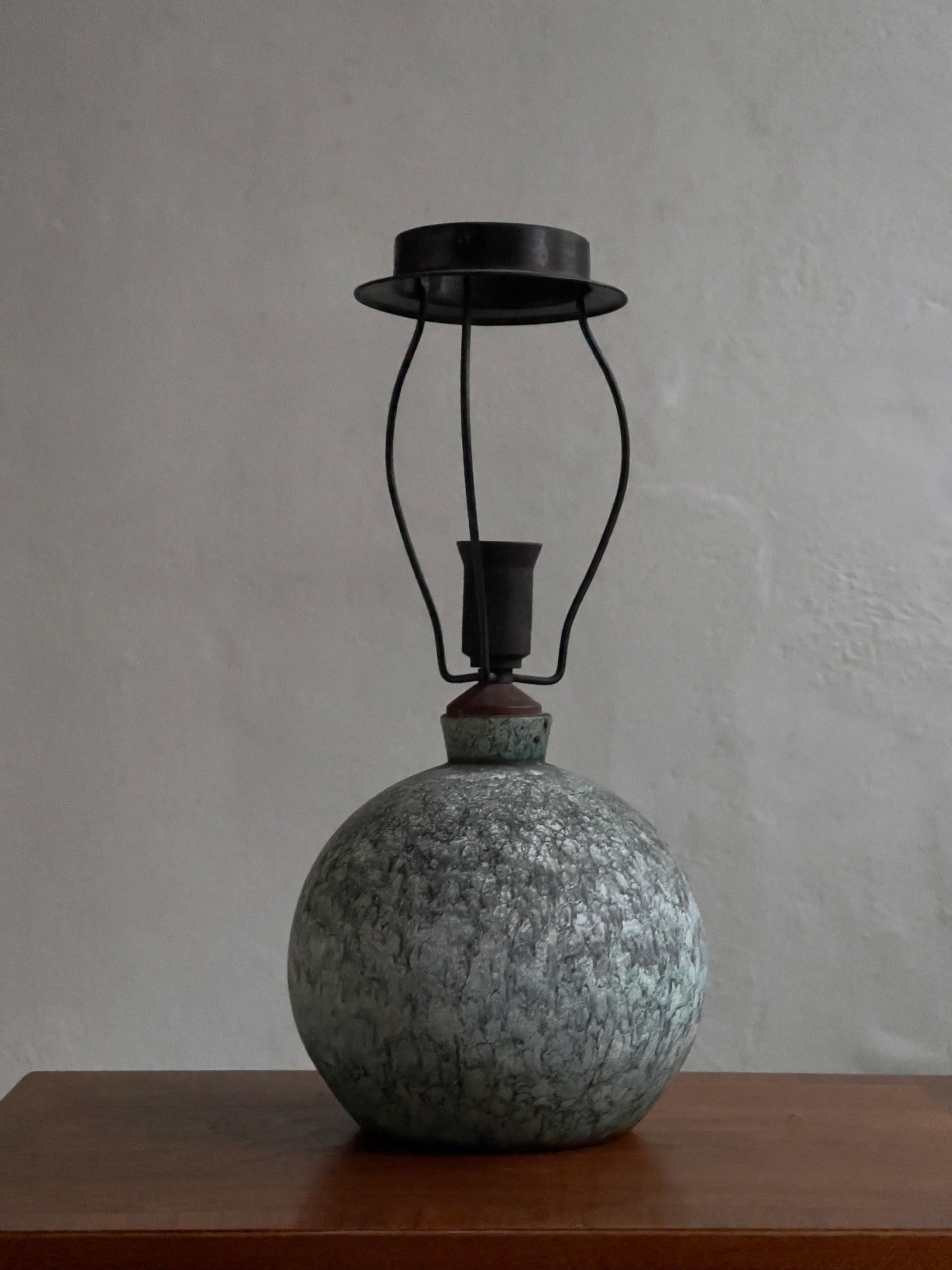 Unique 1920s danish stoneware table lamp with light blue green matte glaze. In Good Condition In København K, 84
