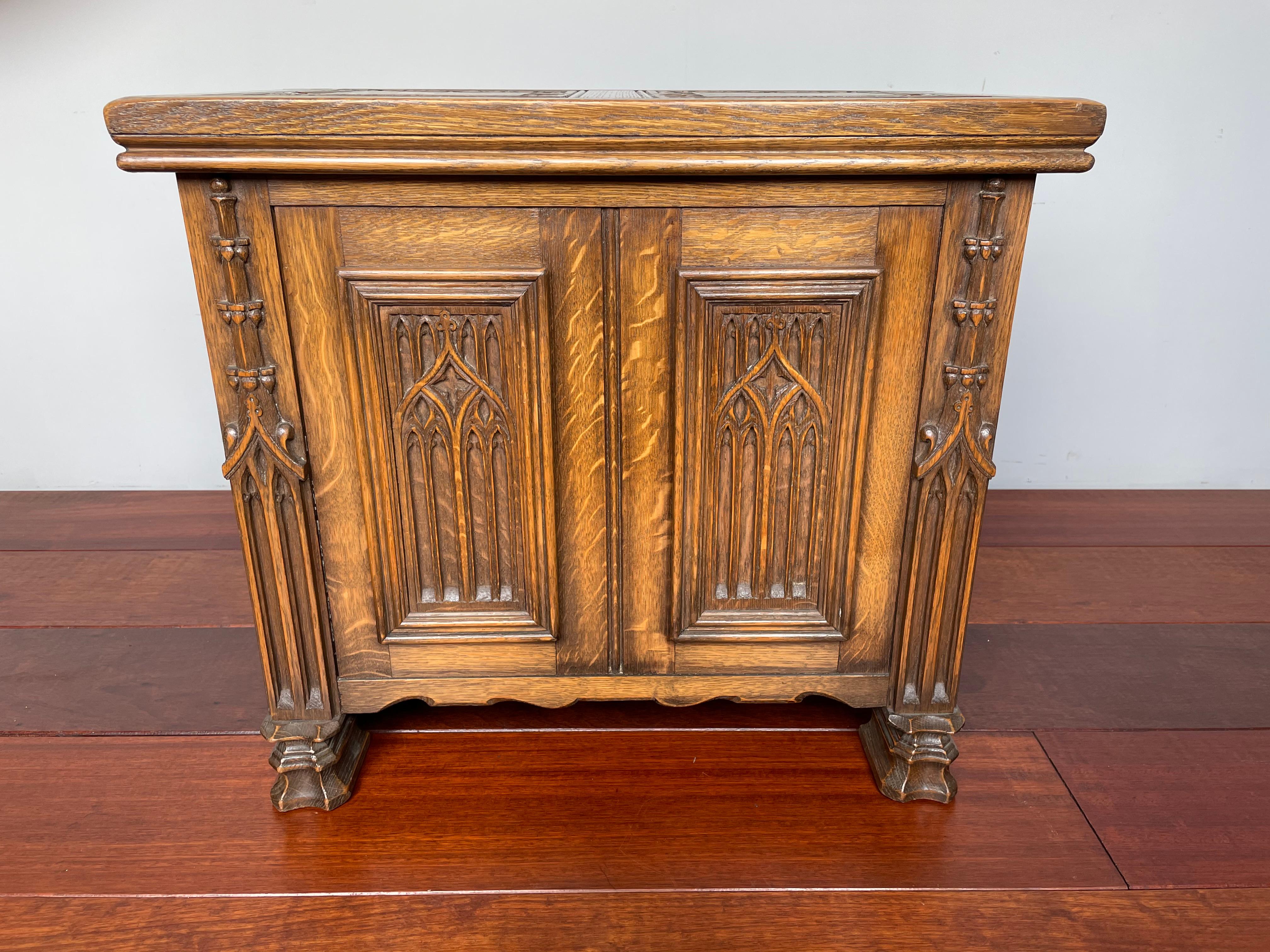 Unique 1930s Gothic Revival Small Size Hand Carved All Around Tiger Oak Cabinet 4