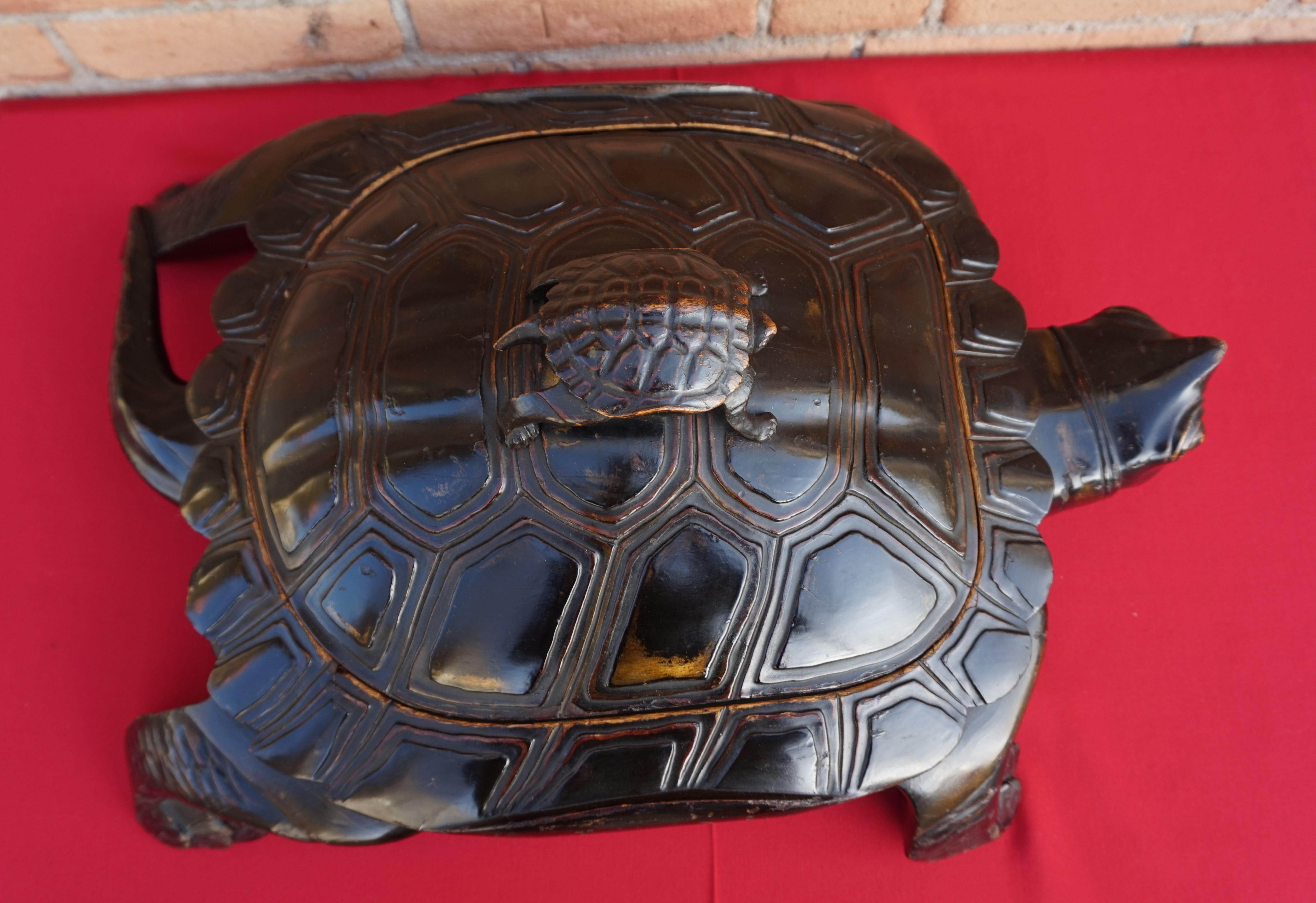 Large & Unique 1930 Hand Carved & Lacquered Wood Japanese Tortoise Sculpture Box 12