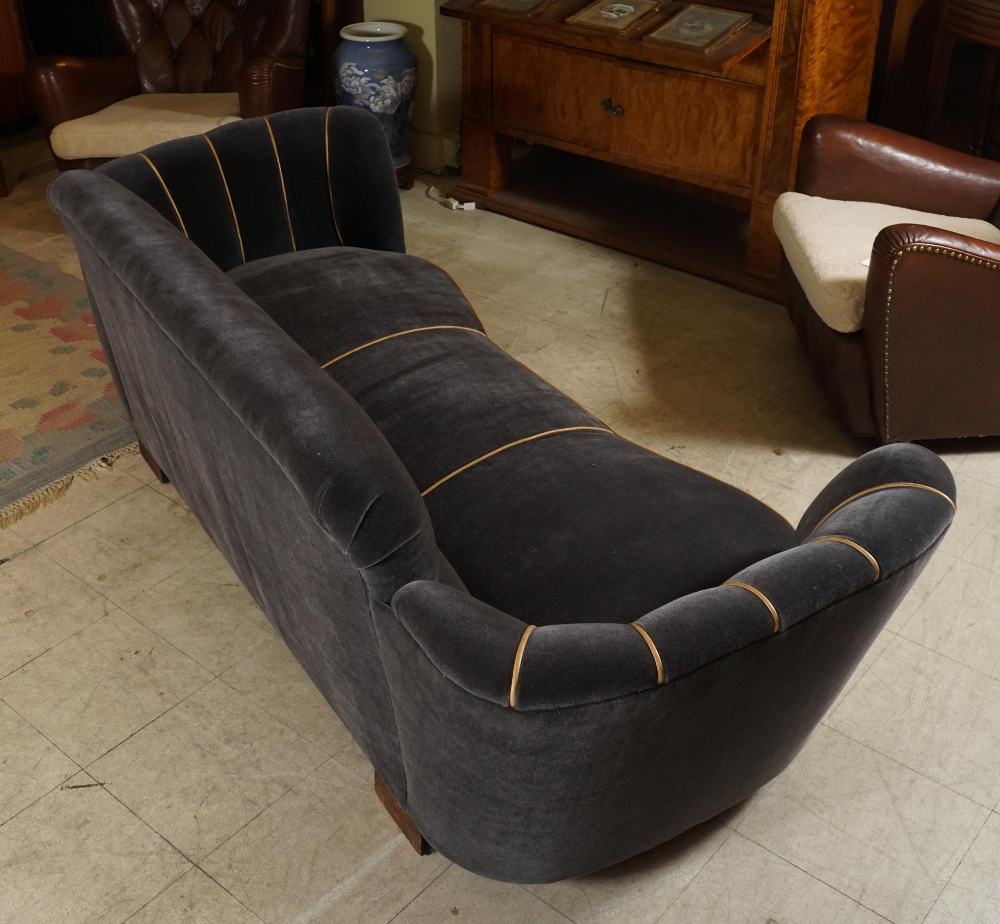 Unique 1930's Sofa 3