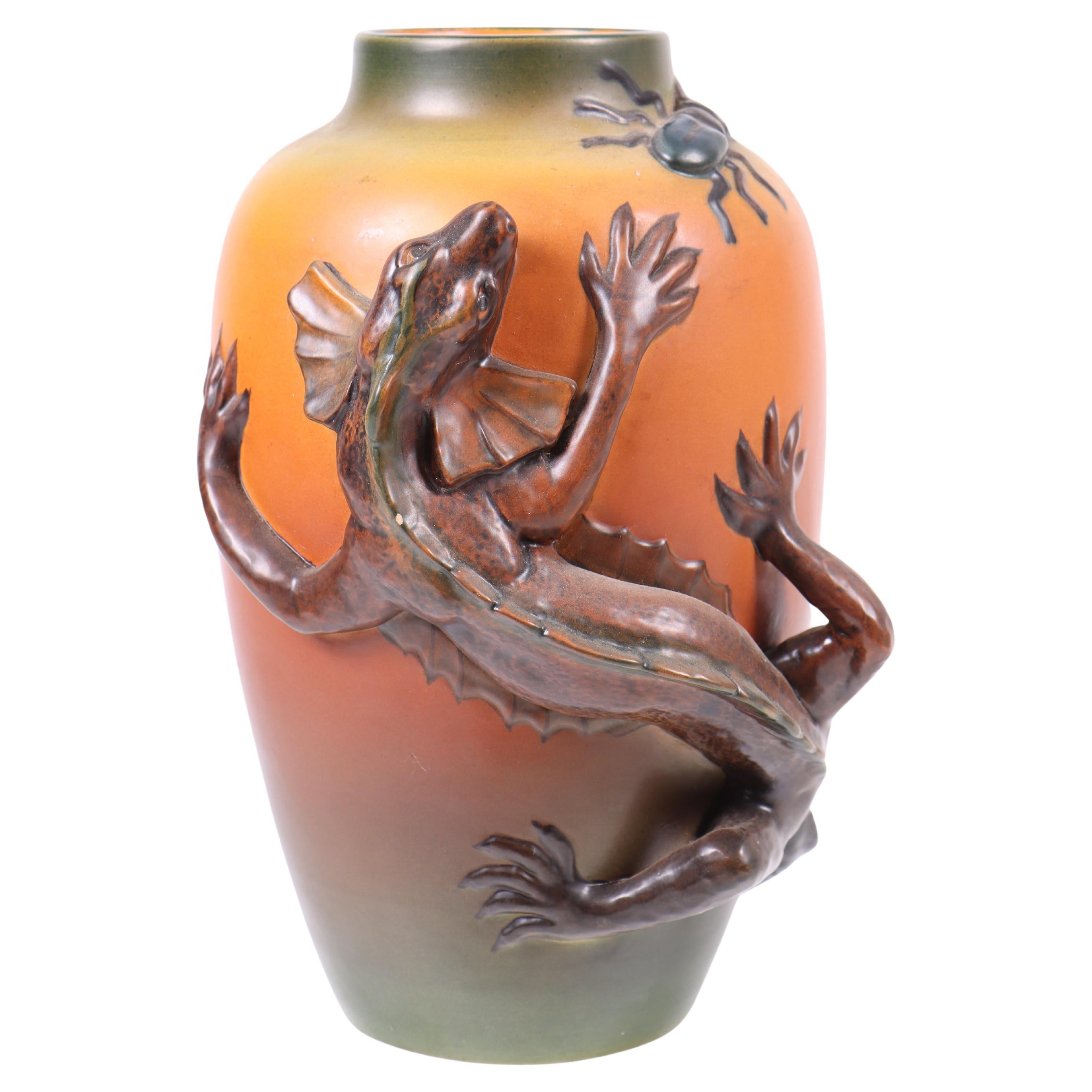 Vaso danese unico degli anni '40 di Ipsen Enke con motivo di lucertola e ragno - Art Ceram