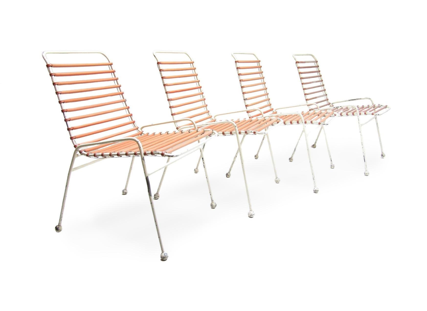 Britannique Table et chaises de jardin Springbok uniques des années 1950 par Ernest Race en vente