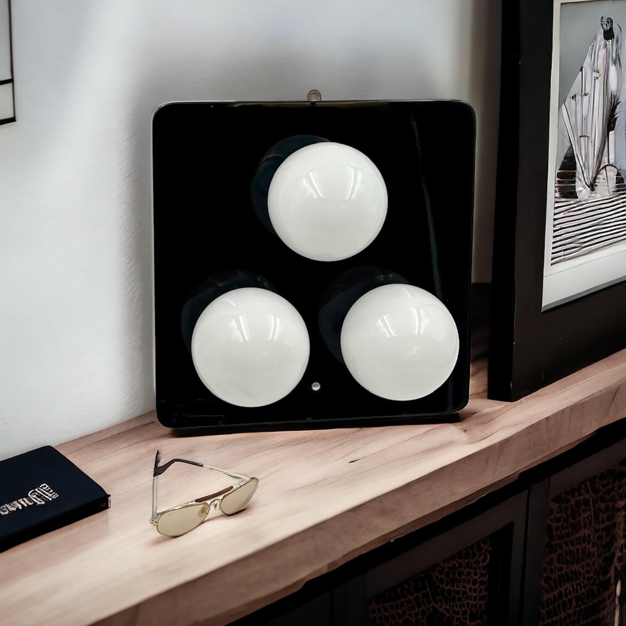 Unique 1970s Wall Lamp in Lacquered Black Wood with Glossy Glass Spheres For Sale 5