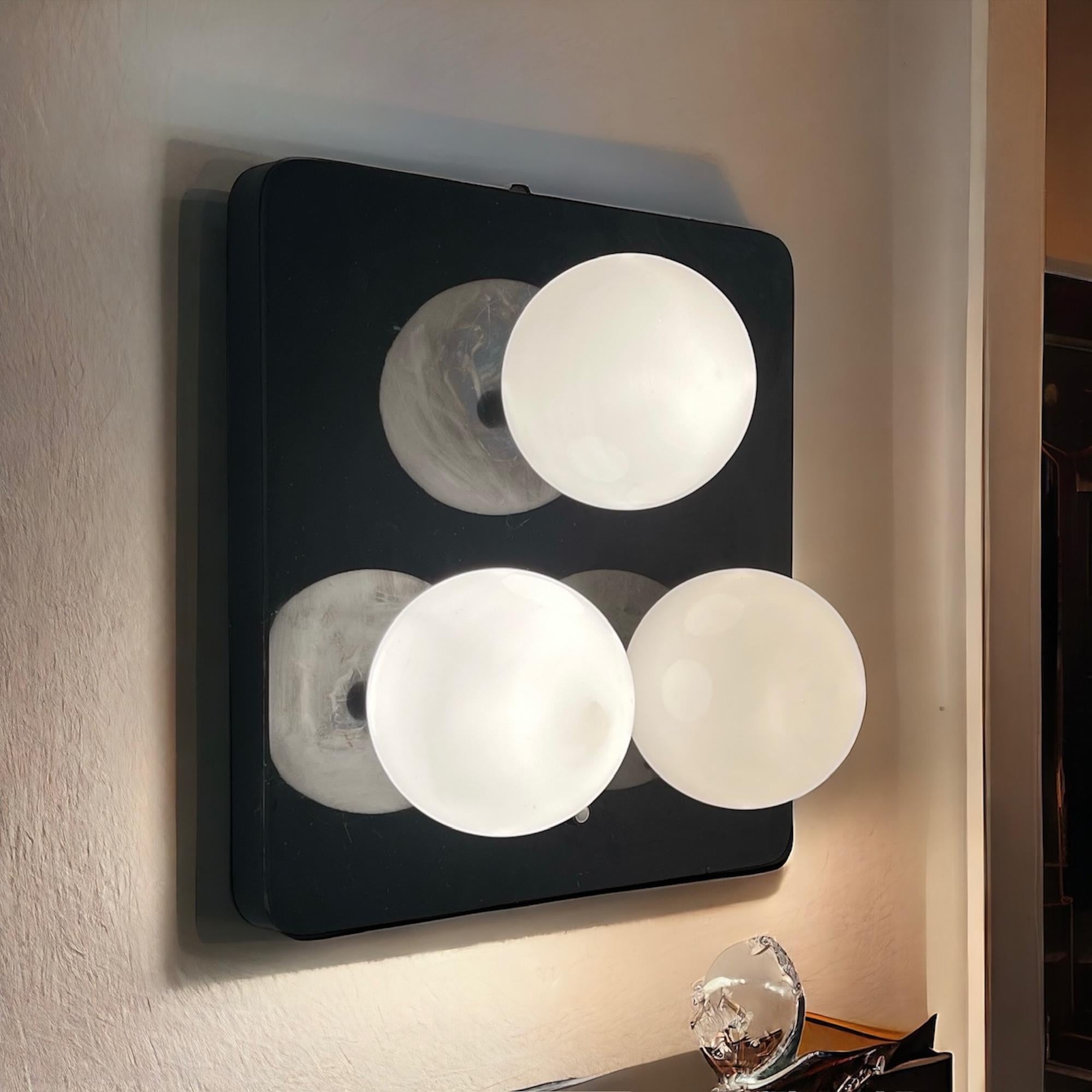 Italian Unique 1970s Wall Lamp in Lacquered Black Wood with Glossy Glass Spheres For Sale