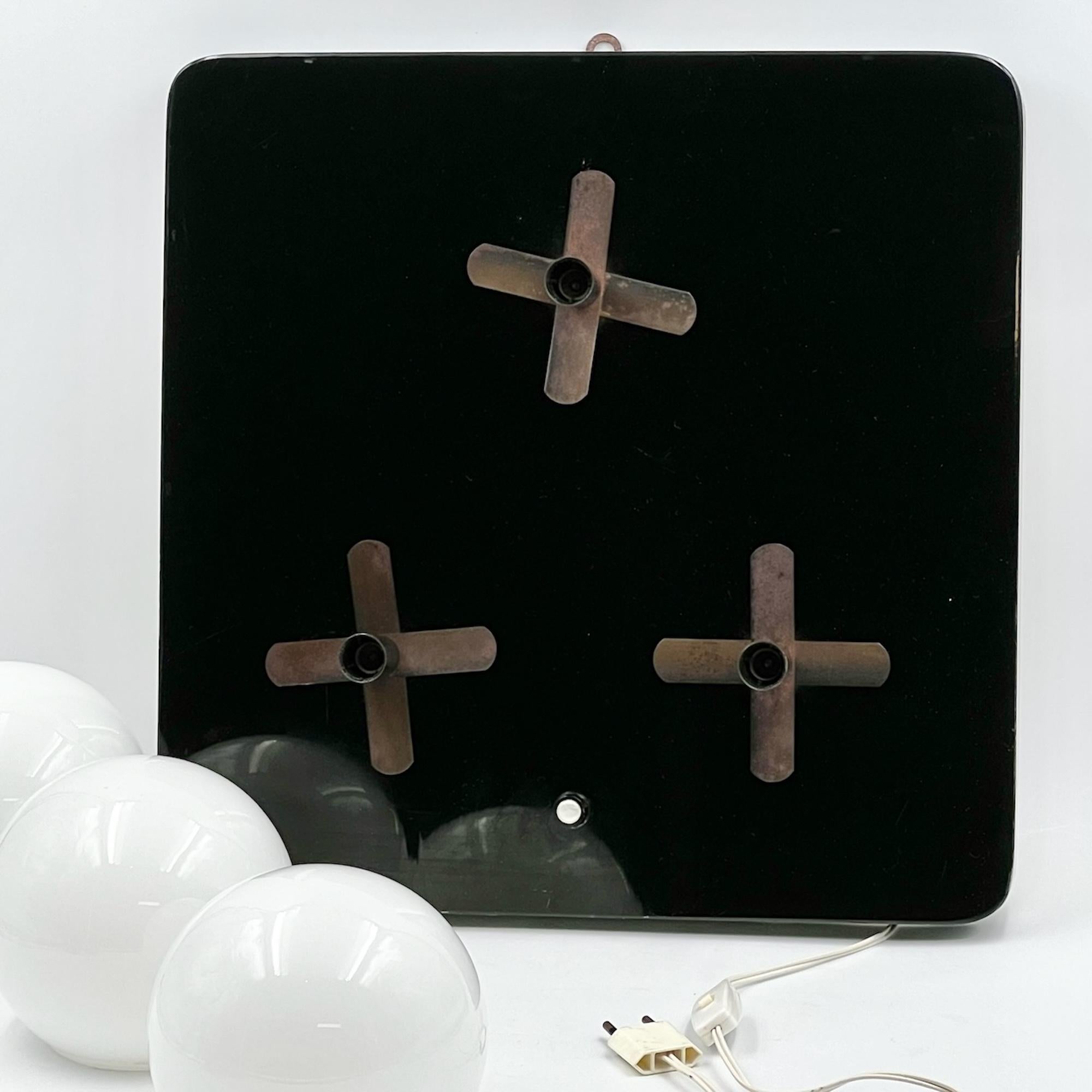 Unique 1970s Wall Lamp in Lacquered Black Wood with Glossy Glass Spheres For Sale 1