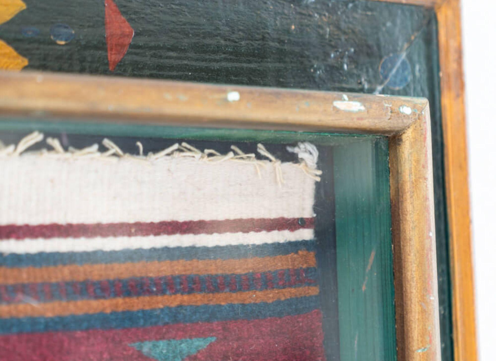Pintura mexicana sobre madera única de los años 90 - Una vibrante expresión de arte popular en venta 6