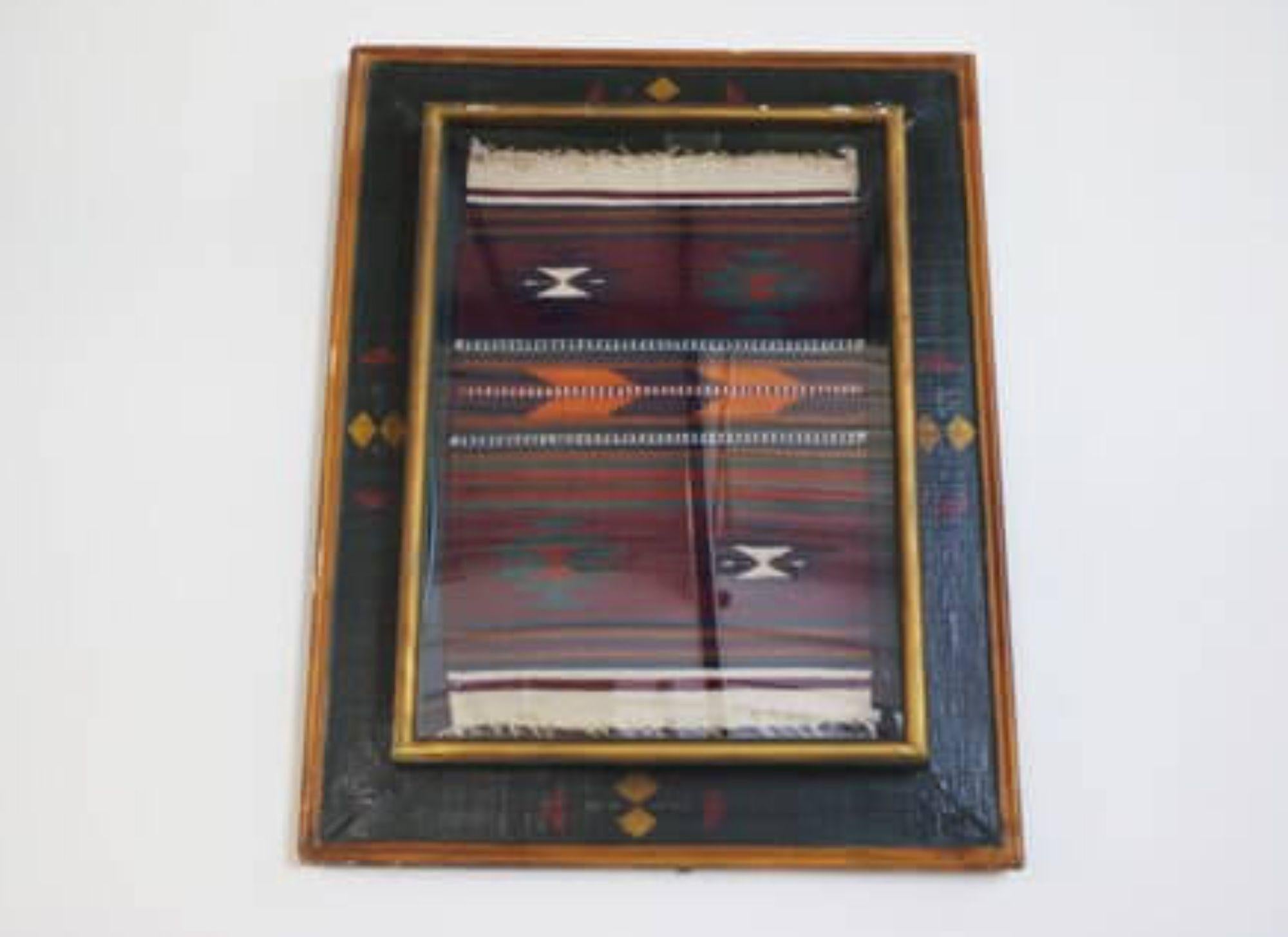 Pintura mexicana sobre madera única de los años 90 - Una vibrante expresión de arte popular en venta 12