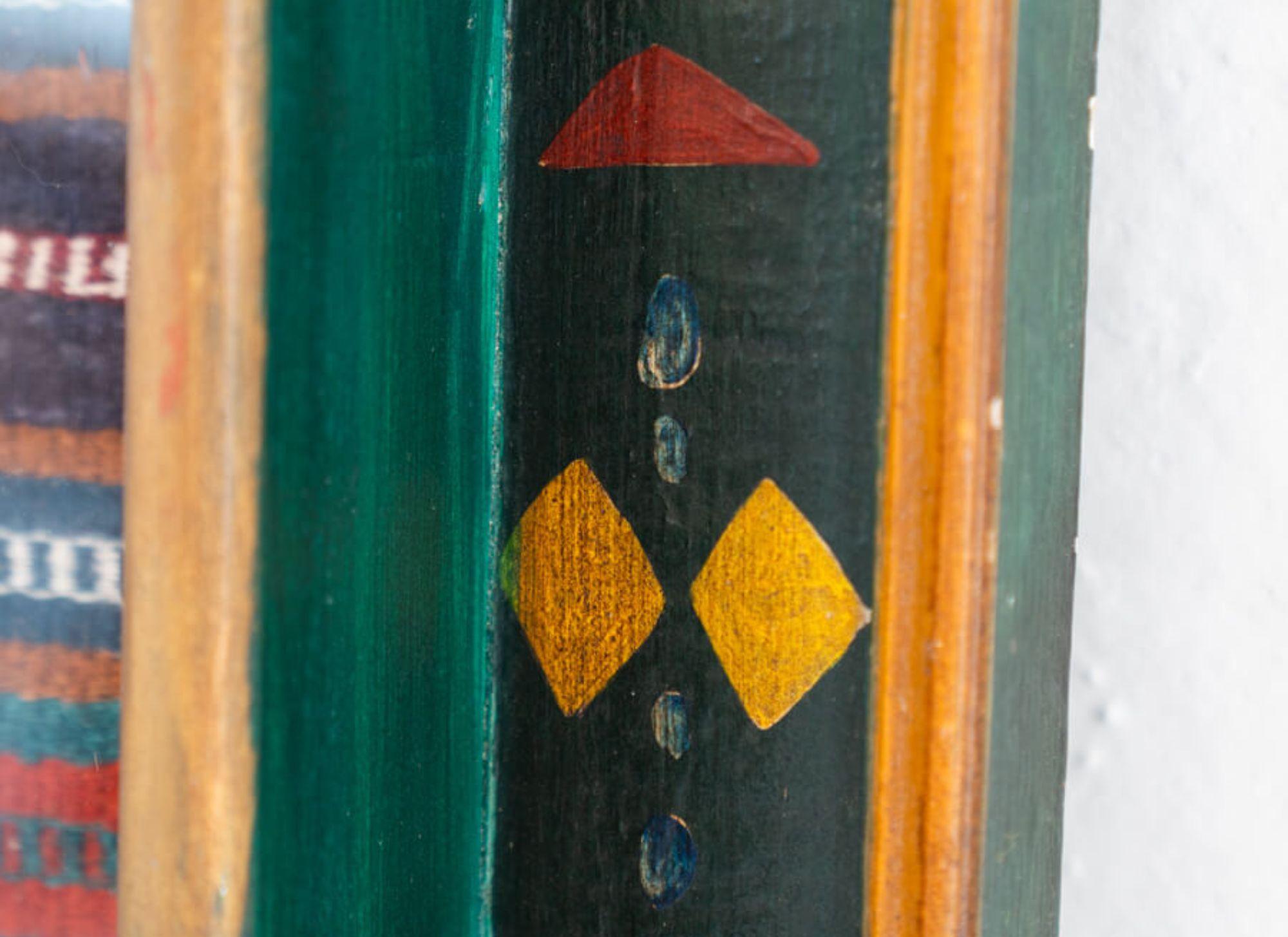 Pintura mexicana sobre madera única de los años 90 - Una vibrante expresión de arte popular en venta 1