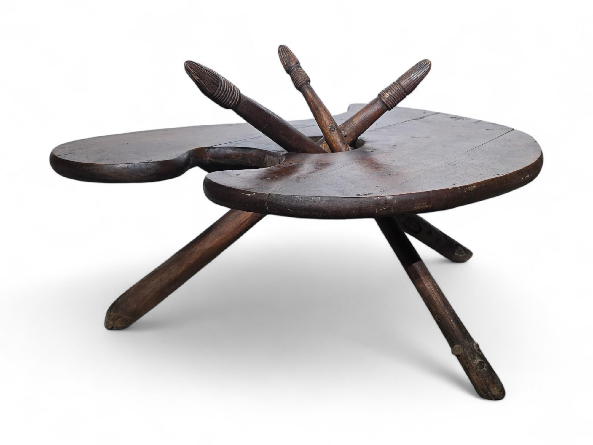 Milieu du XIXe siècle Table de palette de peintre français du 19e siècle unique en vente