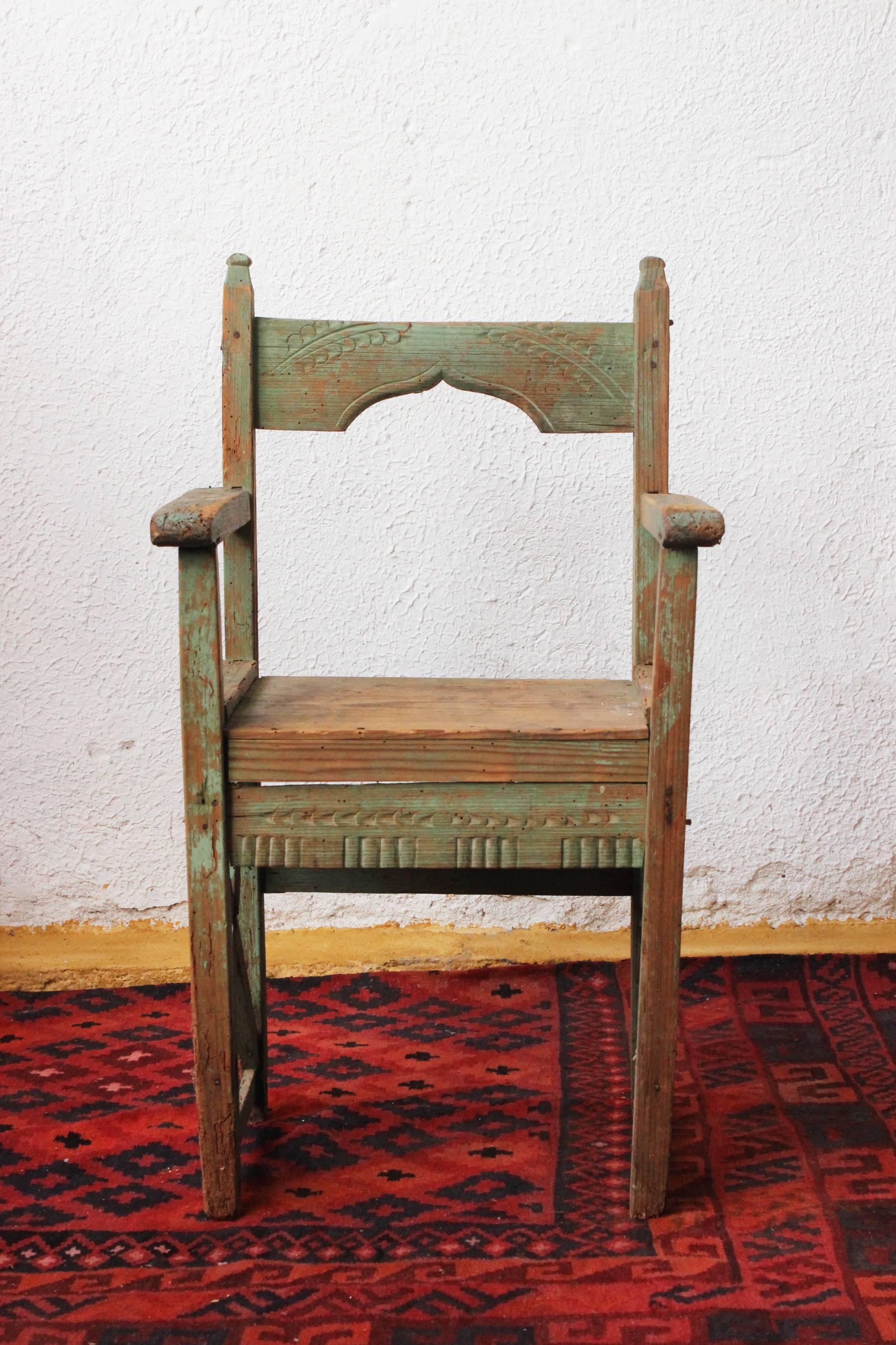 19th Century Hand-Carved Chair Found in Wester México In Good Condition For Sale In Guadalajra, Jal