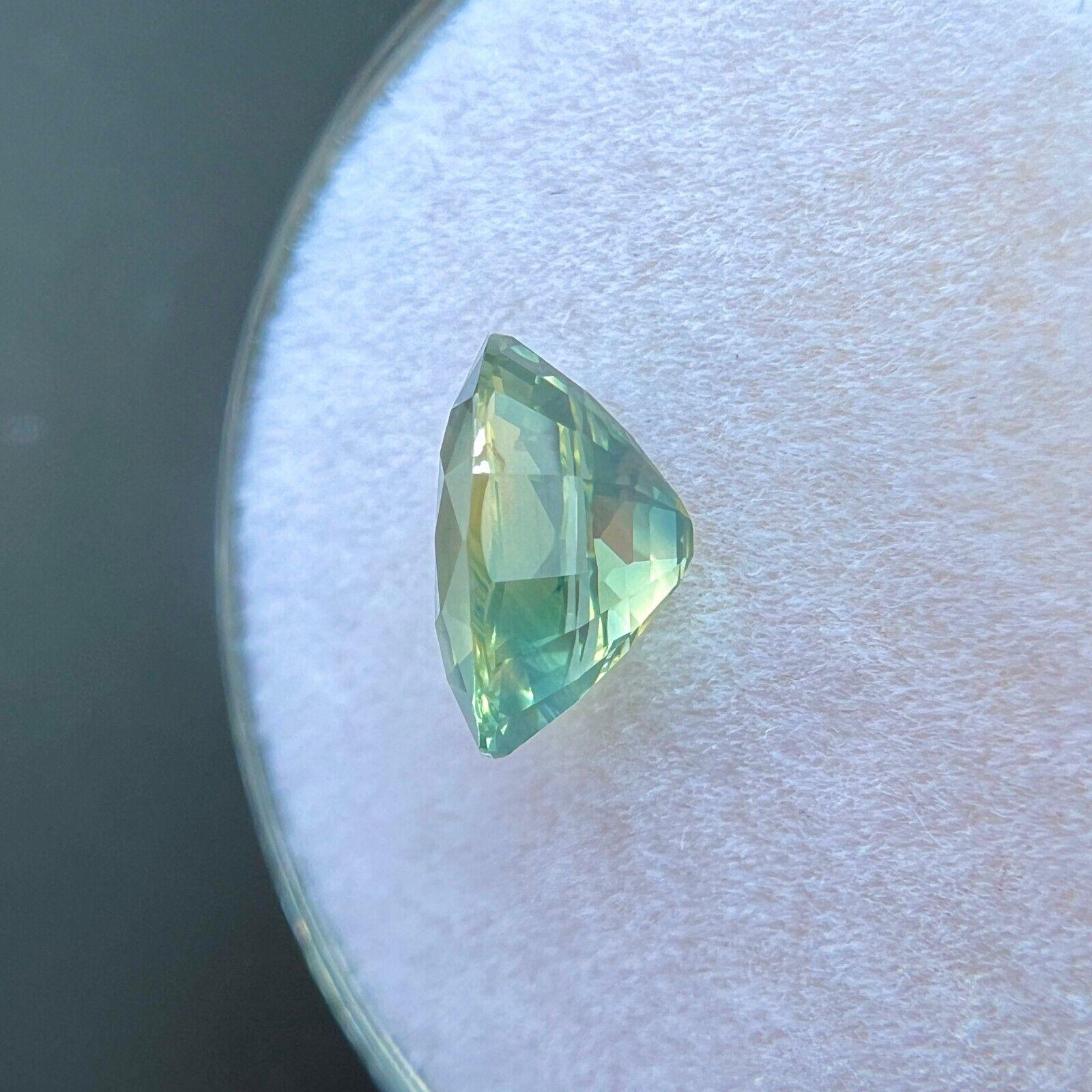 Femenino o masculino Única Gema de Zafiro Australiano de Color Parti Azul Verde de 2,02ct Talla Ovalada 8,2x6,6mm en venta