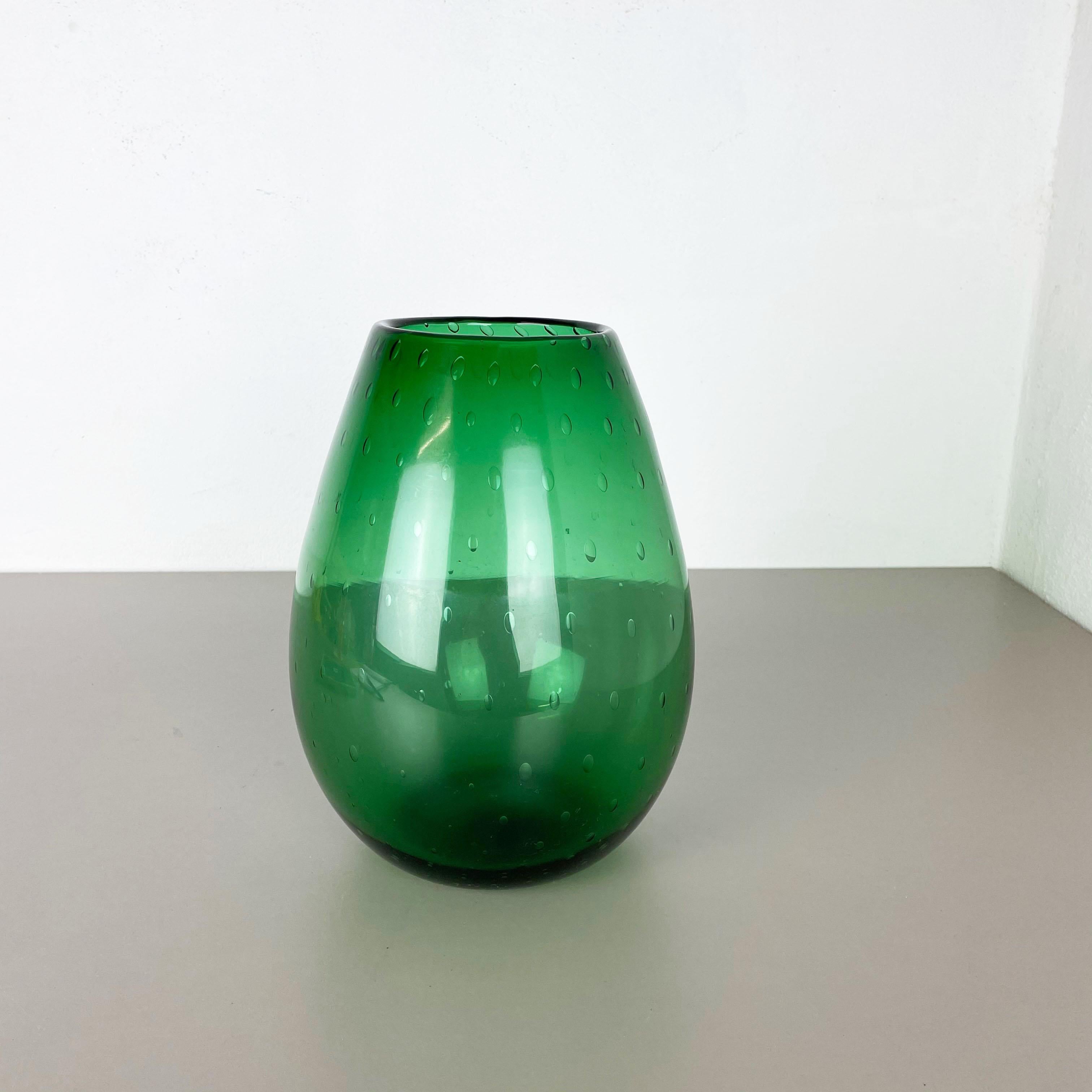 bullicante glass vase