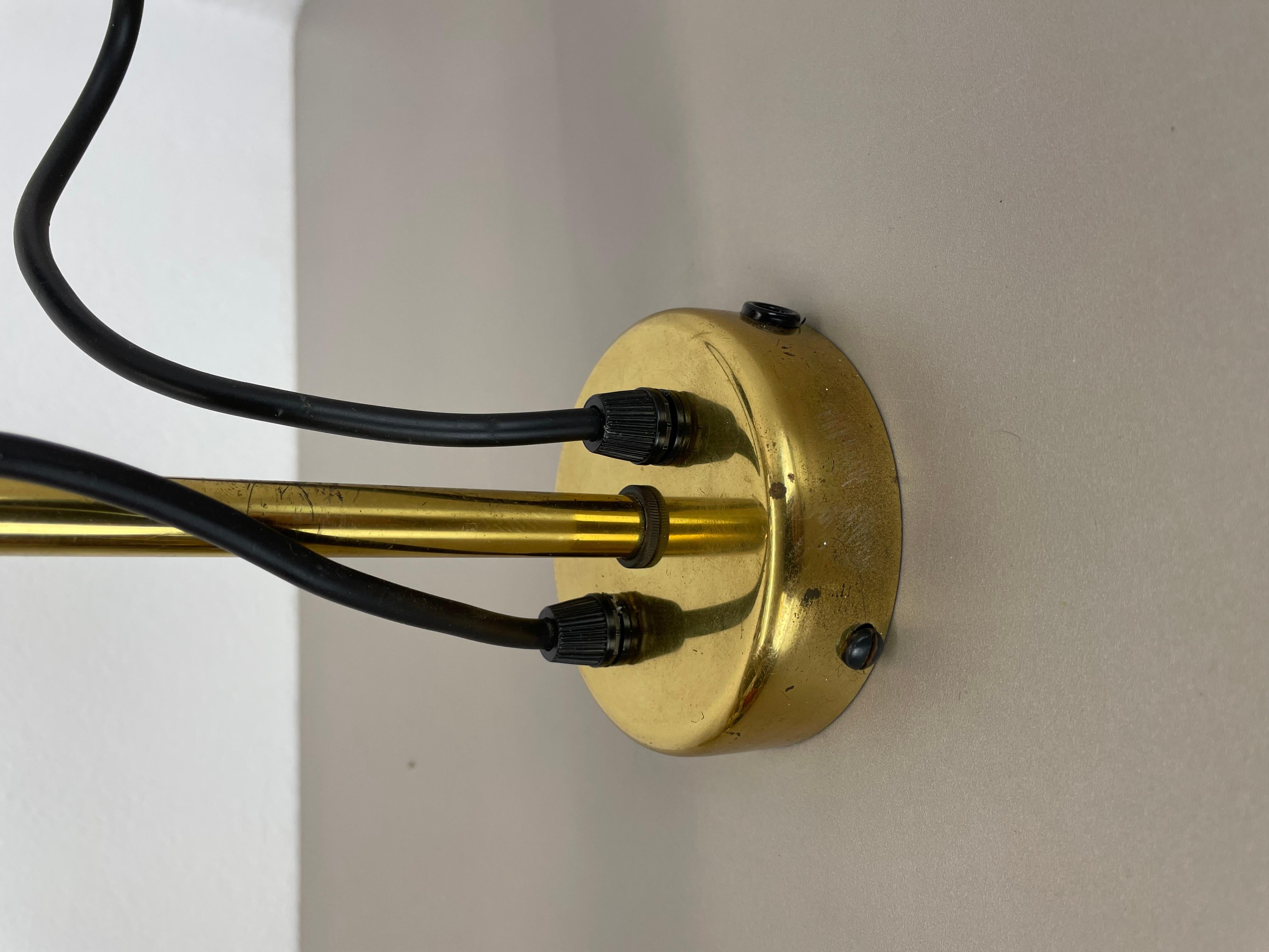 20ième siècle Plafonnier unique à 3 spots en laiton, style Koch & Lowy, OMI Lighting Allemagne, 1970 en vente