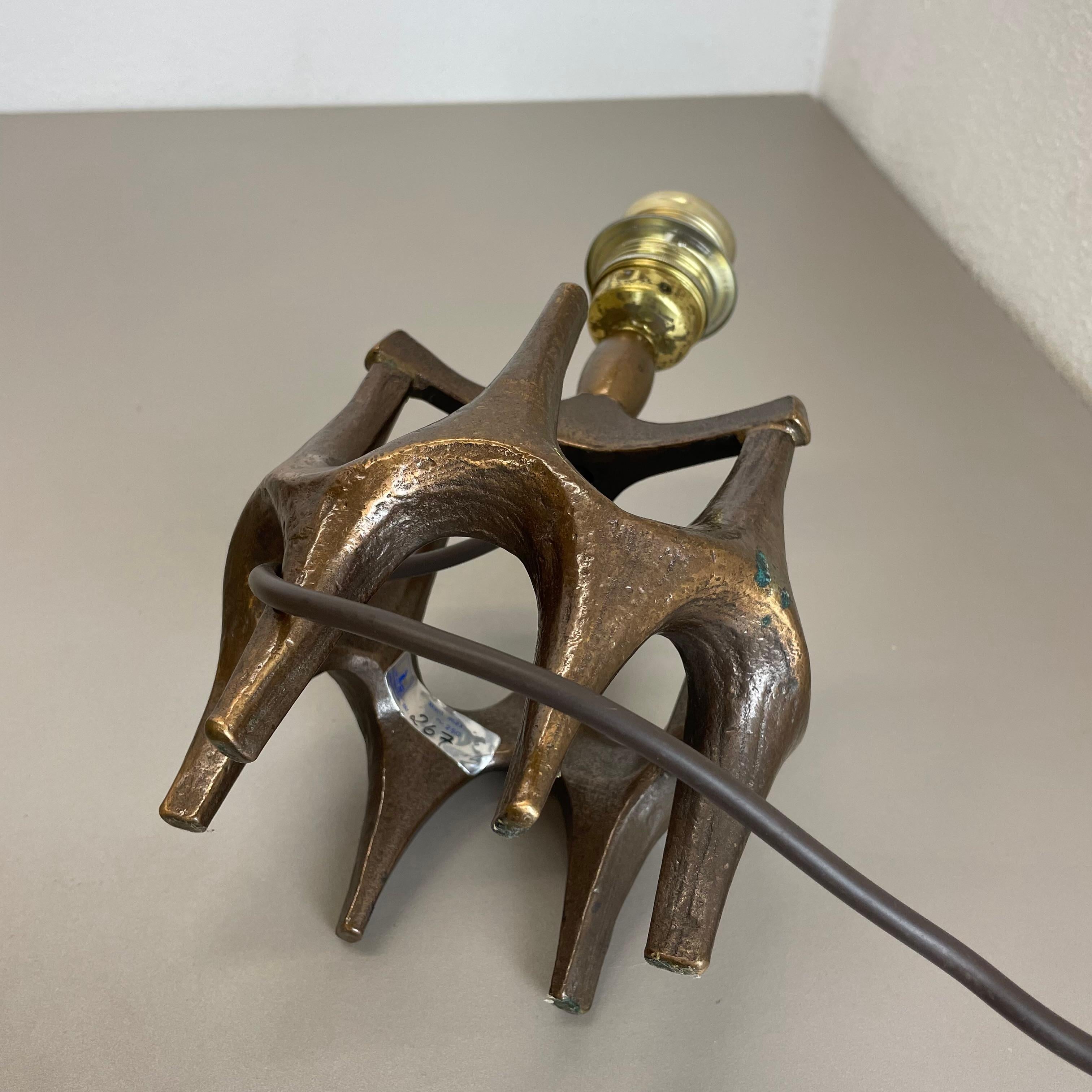 unique 3.4kg Brutalist modern Bronze table light, Michael Harjes, Germany 1960s For Sale 15