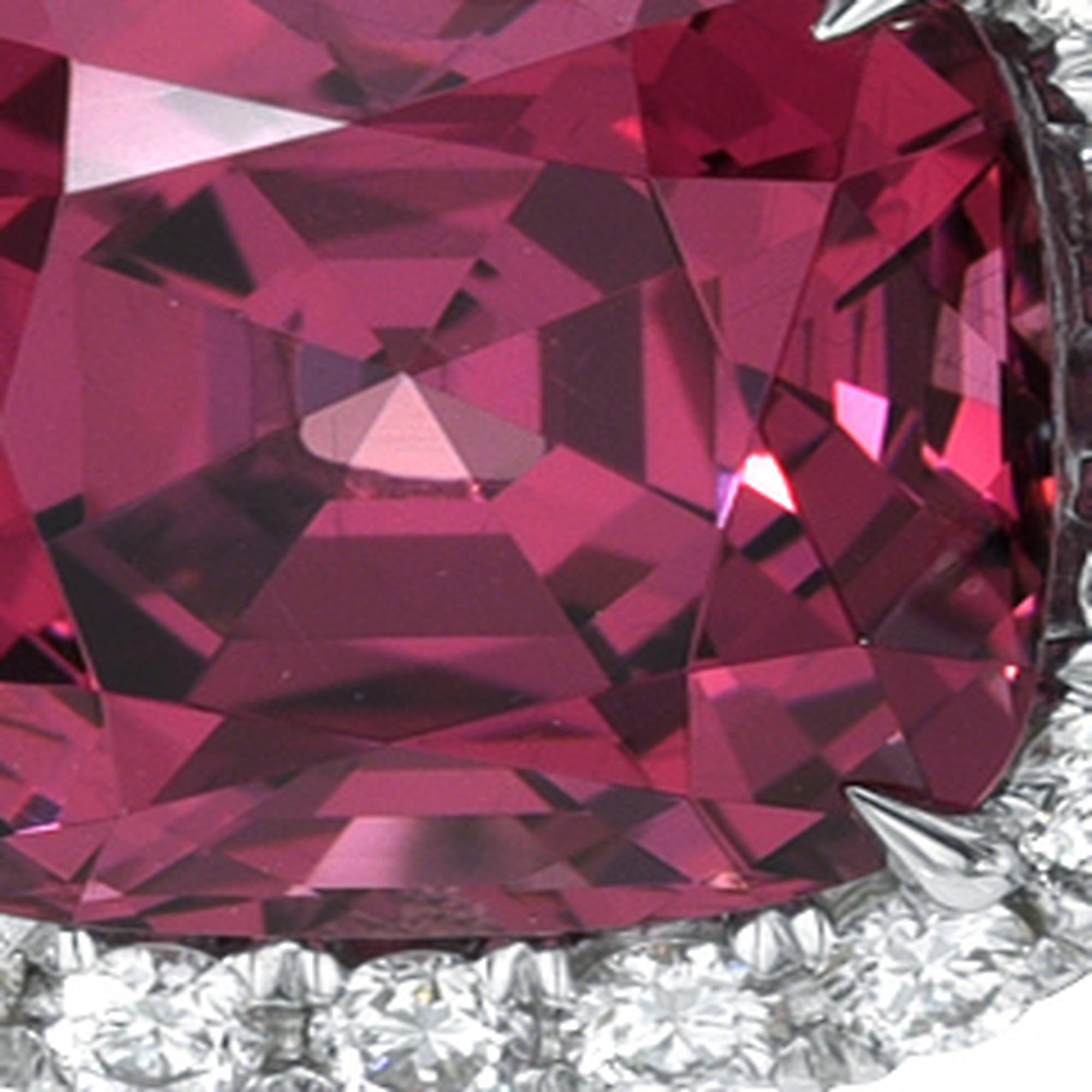 Pendientes únicos de diamantes en forma de cojín con granate de Malaya de 4,44 quilates - GIA - Joyería personalizada en venta 1