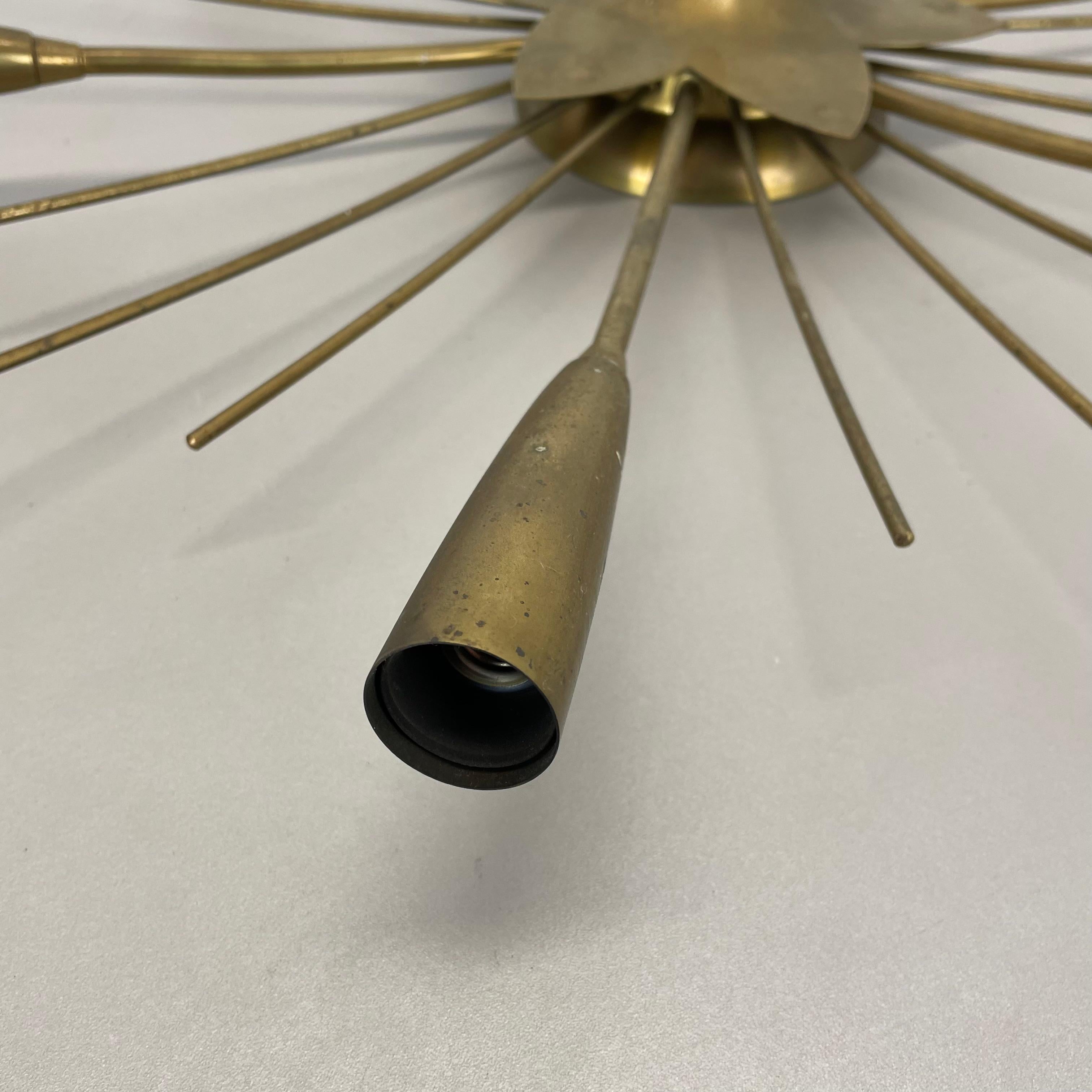 Lámpara de techo única redonda de 66 cm de latón estilo Gino Sarfatti Flushmount, Italia 1950 en Bueno estado para la venta en Kirchlengern, DE