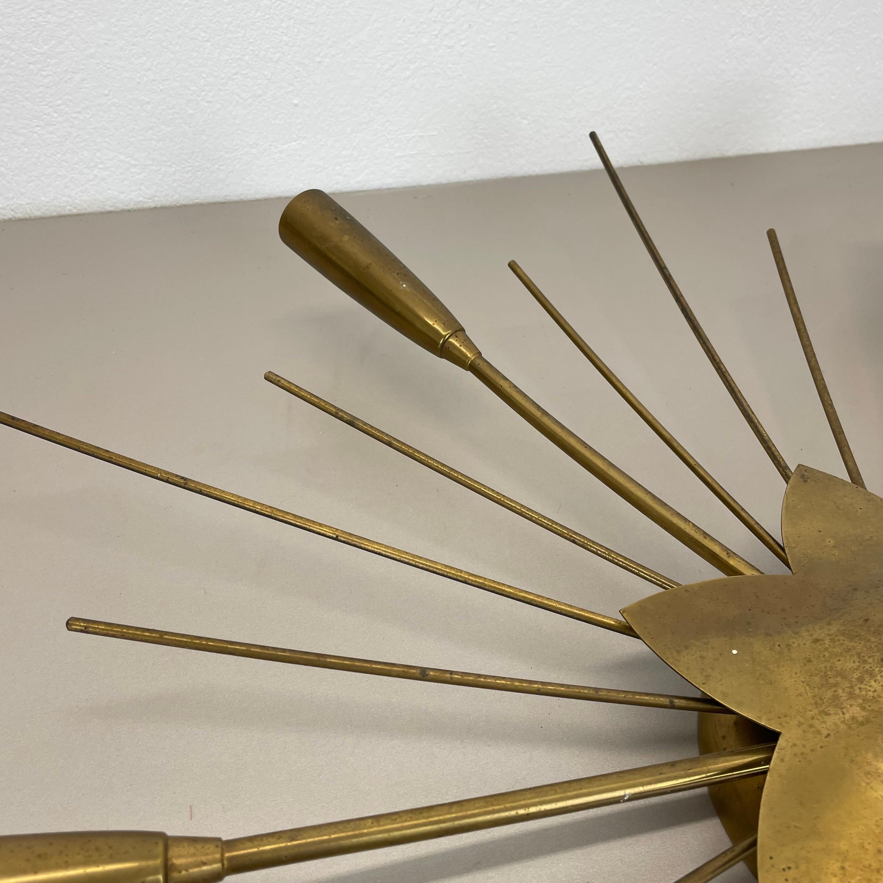 Lámpara de techo única redonda de 66 cm de latón estilo Gino Sarfatti Flushmount, Italia 1950 Metal en venta