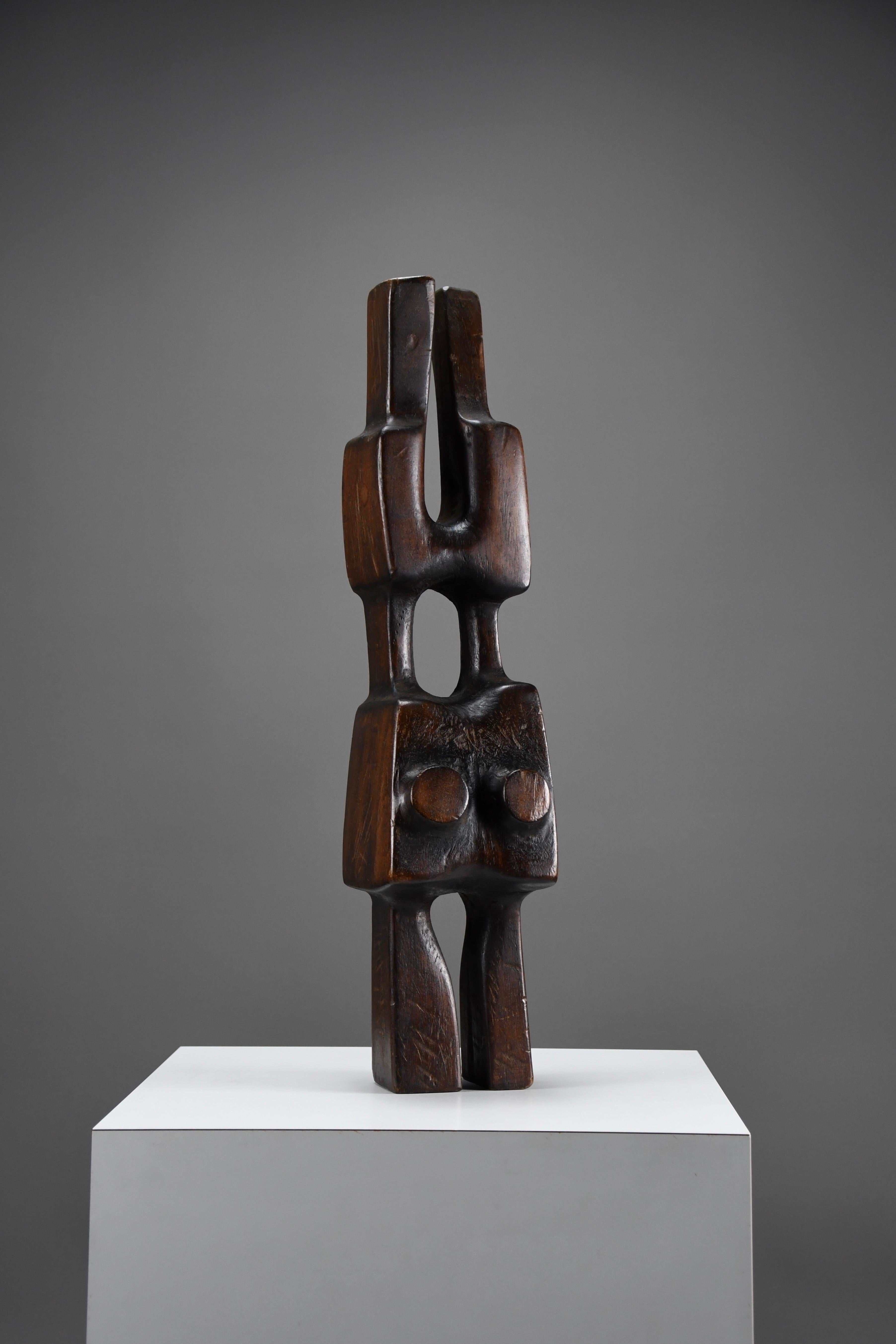 Escultura abstracta única de madera moderna de mediados de siglo finales del siglo XX en venta