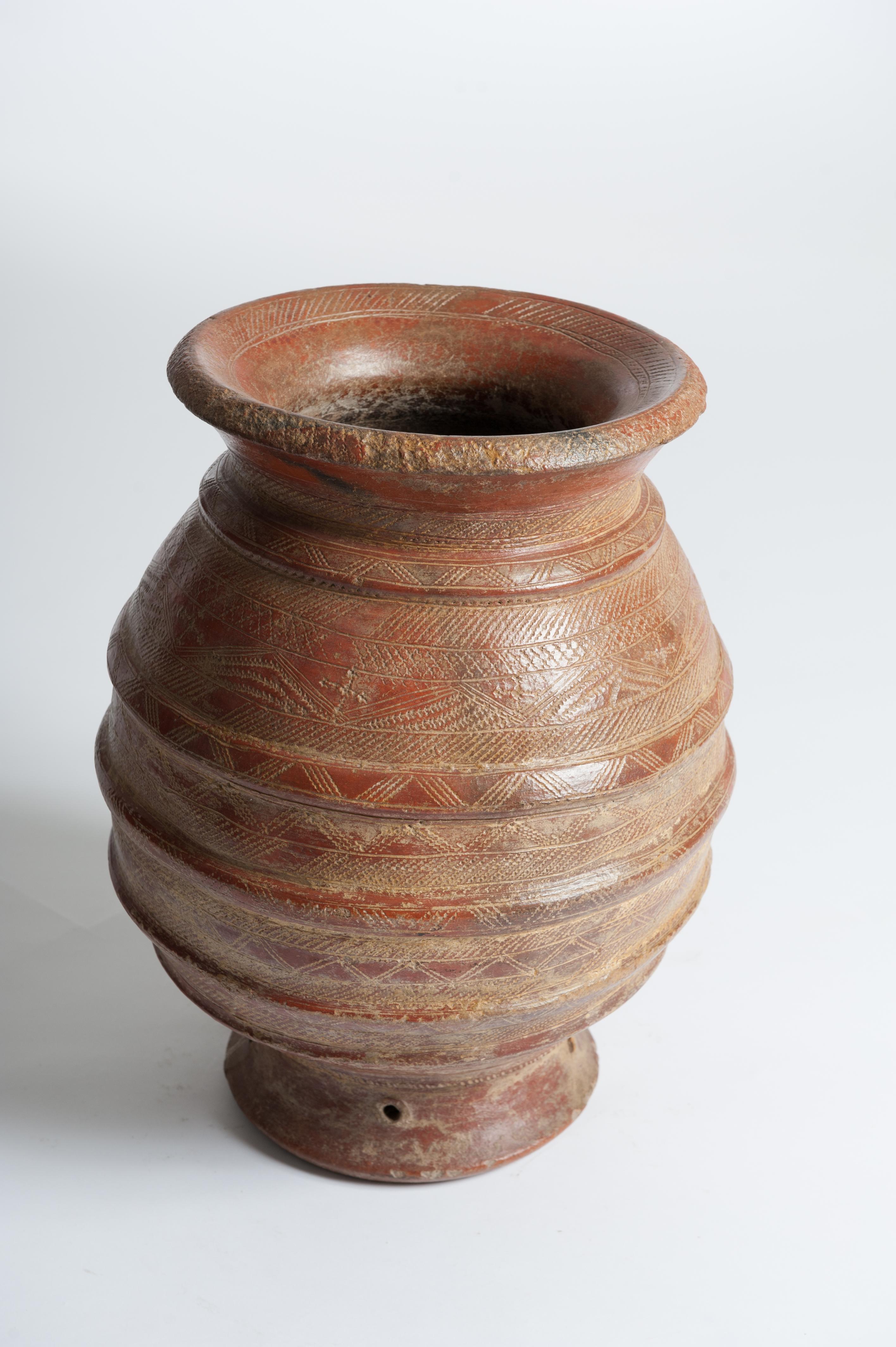 Hand-Crafted Unique Africain Tribal Midcentury Terracotta Storage Jar from Mali