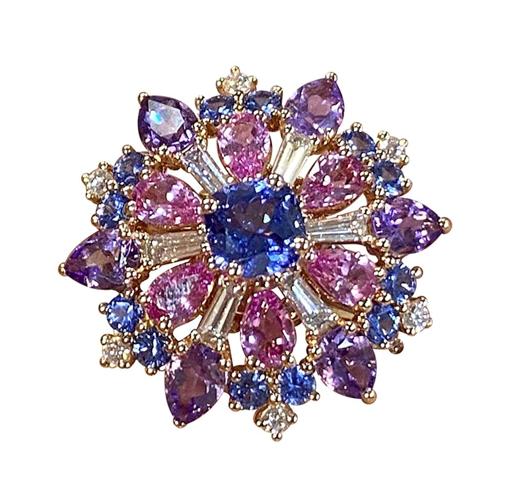 Anello unico in oro 18K con ametista, zaffiro blu e zaffiro rosa. in vendita
