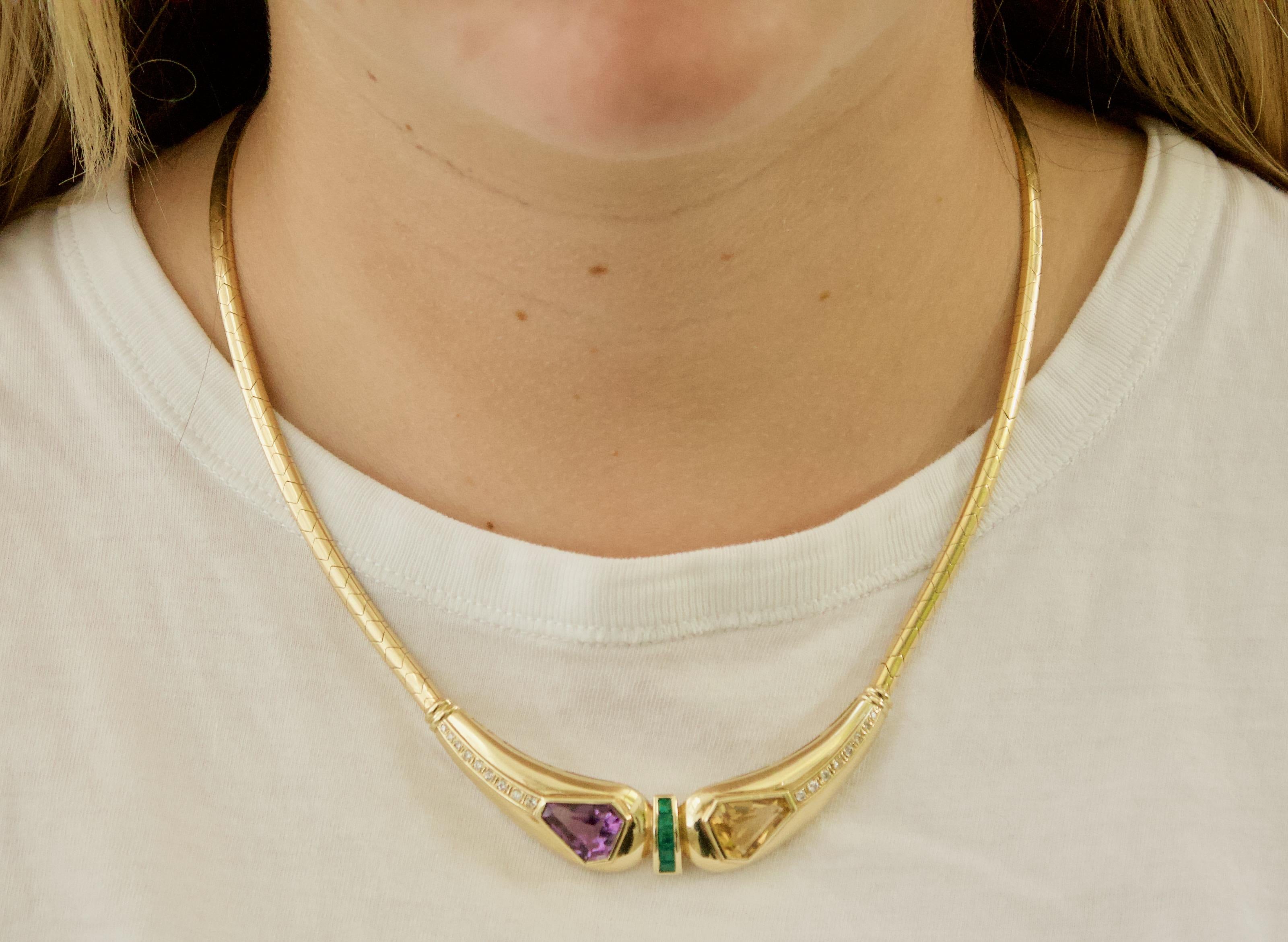 Einzigartige Halskette aus 14k Gelbgold mit Amethyst, Topas, Smaragd und Diamant  im Angebot 1