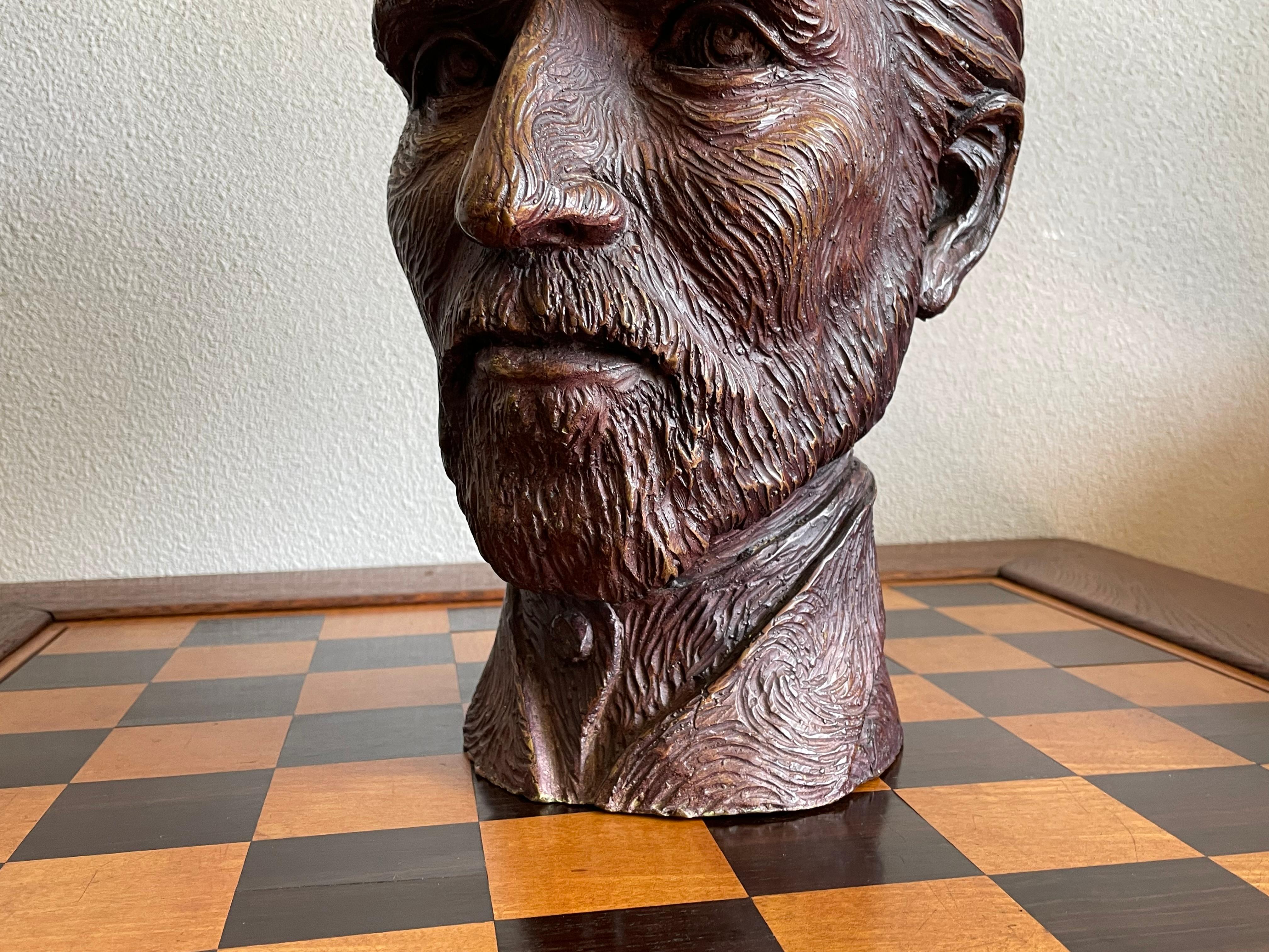 Einzigartige und handgefertigte lebensgroße Bronzeskulptur von Vincent van Gogh im Angebot 5