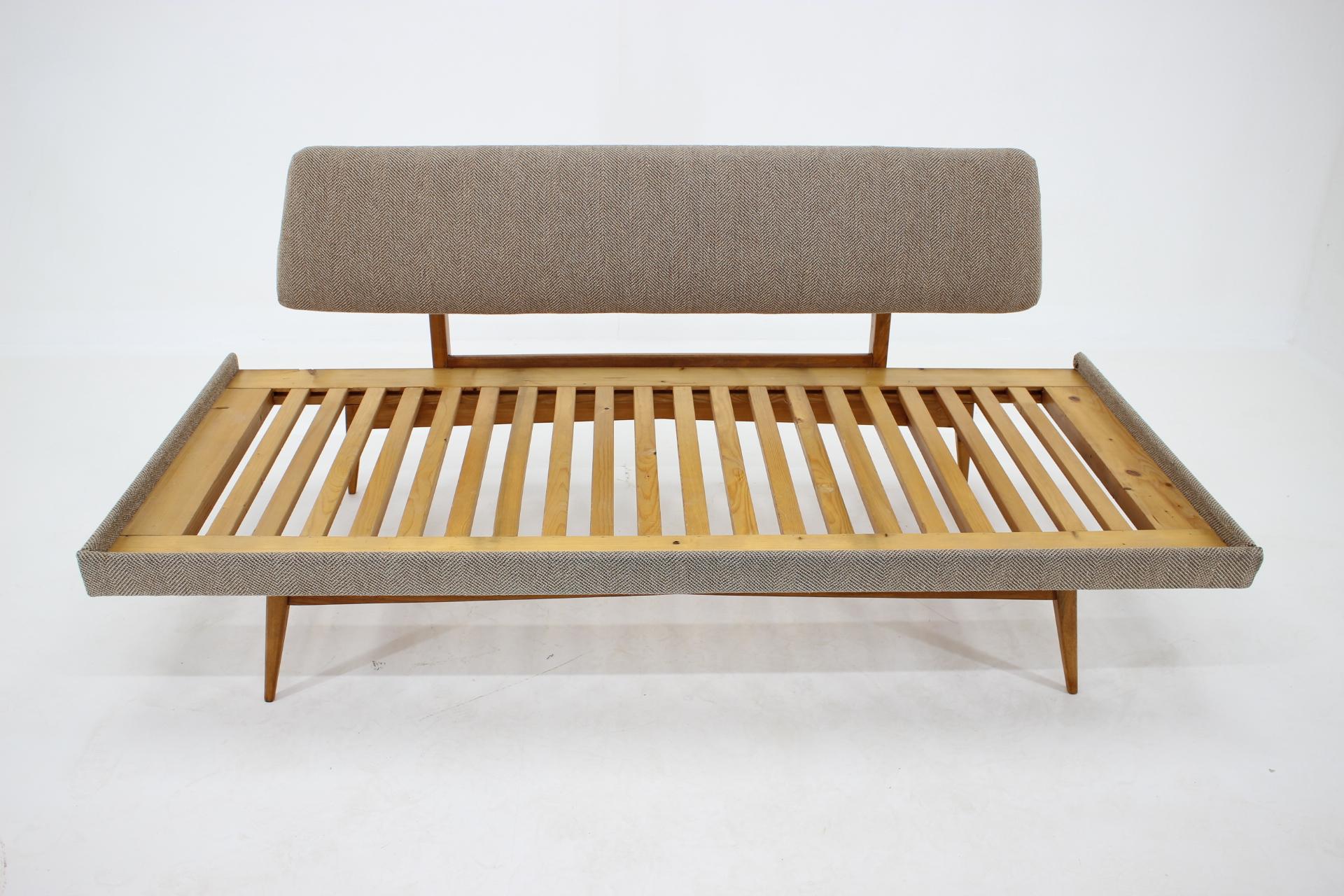 Unique and beautiful adjustable sofa in style of Knoll - around 1960s/ 1