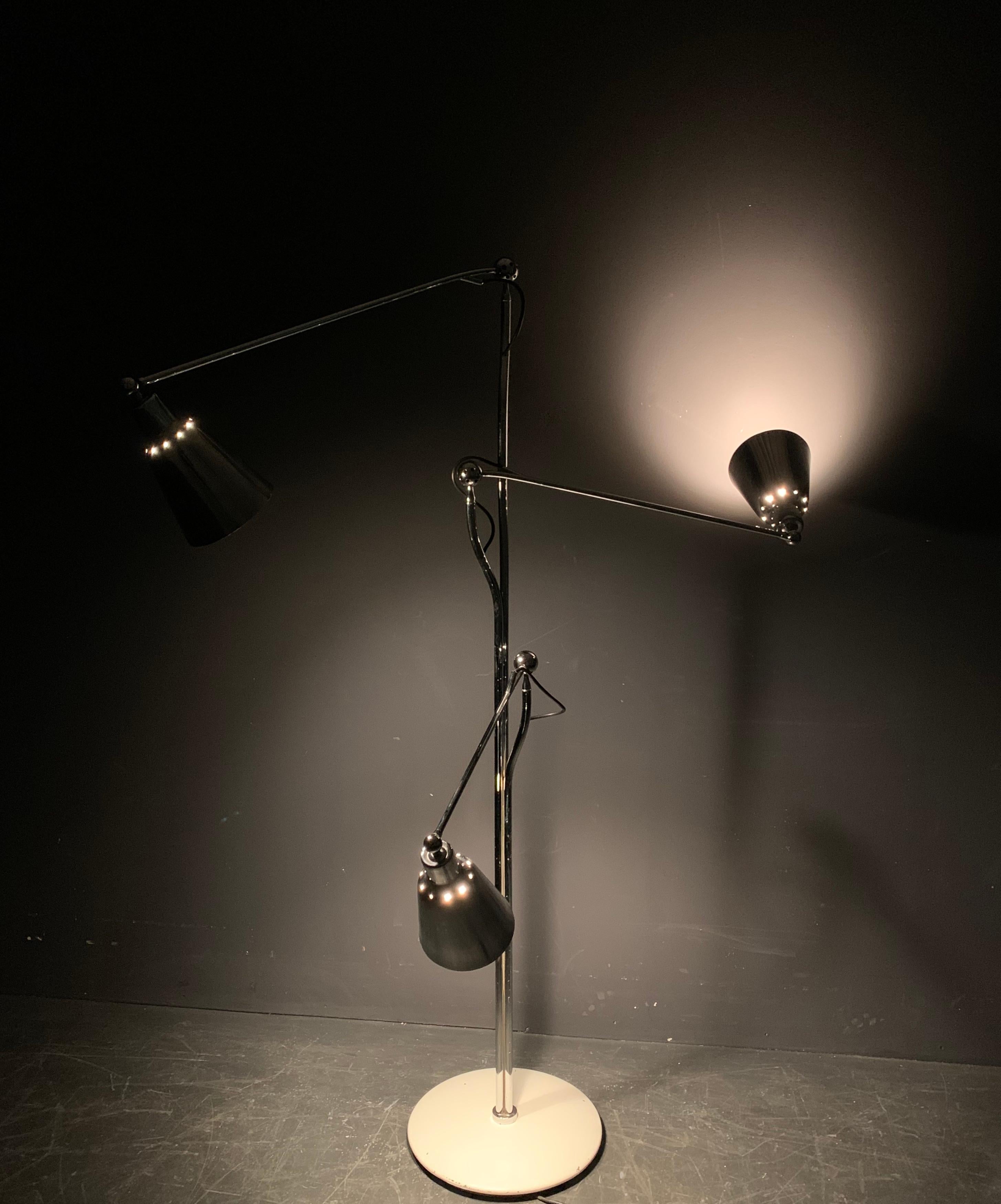Unique and Breathtaking No. 12300 Floor Lamp by Angelo Lelii for Arredoluce For Sale 7