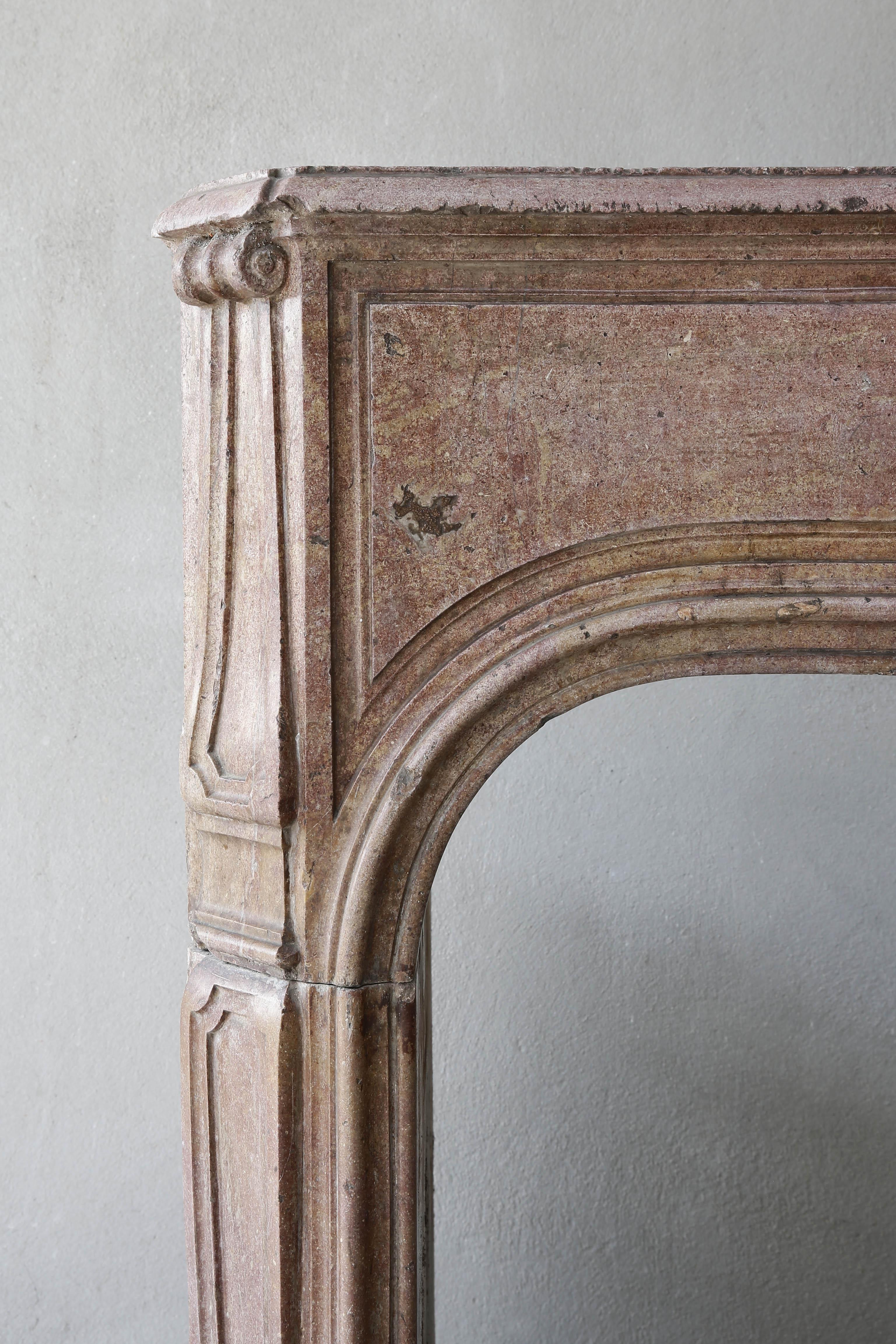 Unique and Exclusive Fireplace from the 18th Century For Sale 1