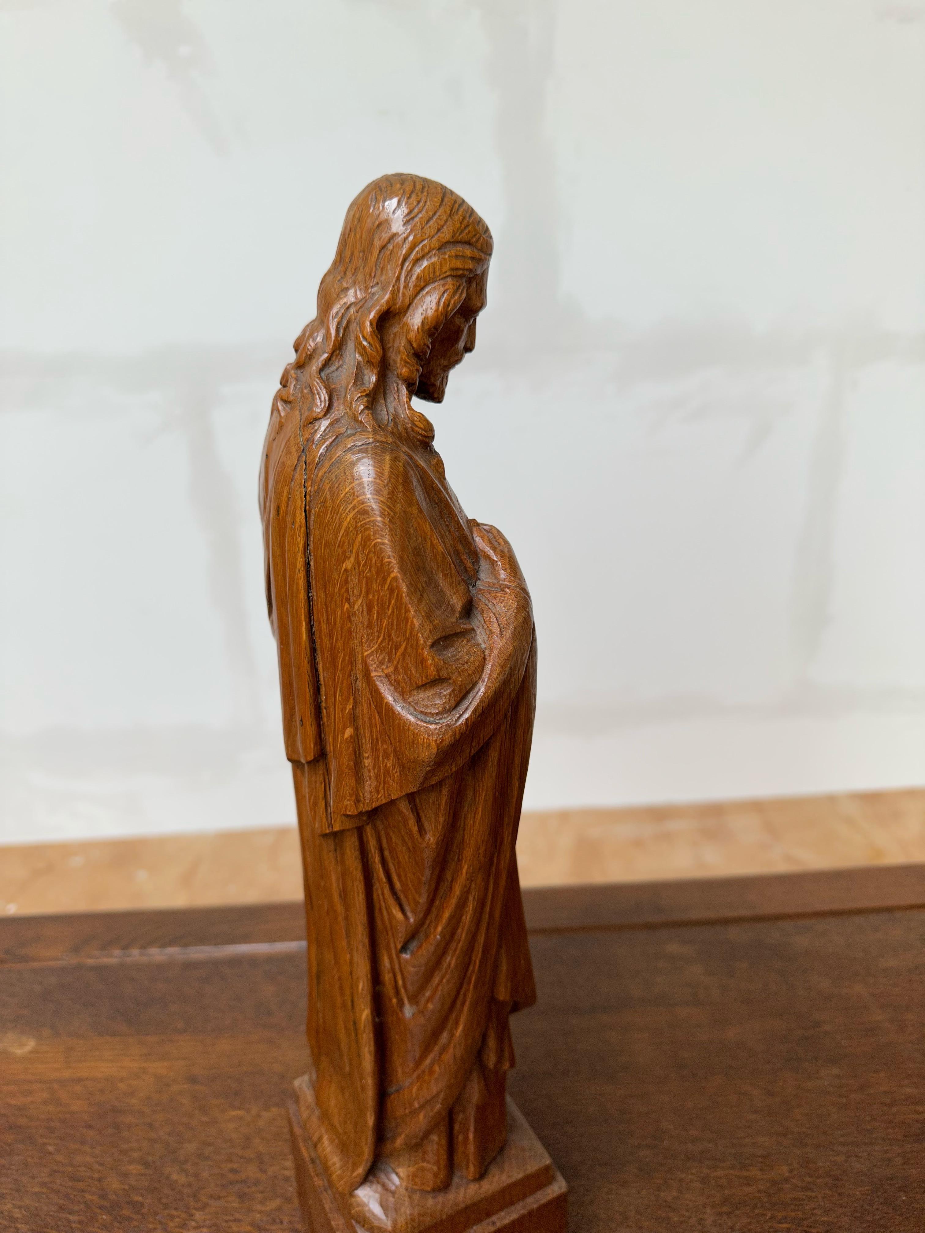Unique and Hand Carved Early 1900s Tiger Oak Sacred Heart of Christ Sculpture For Sale 1