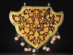 Unique and Large Thewa Pendant – Rajasthan, Late 19th to Early 20th Century