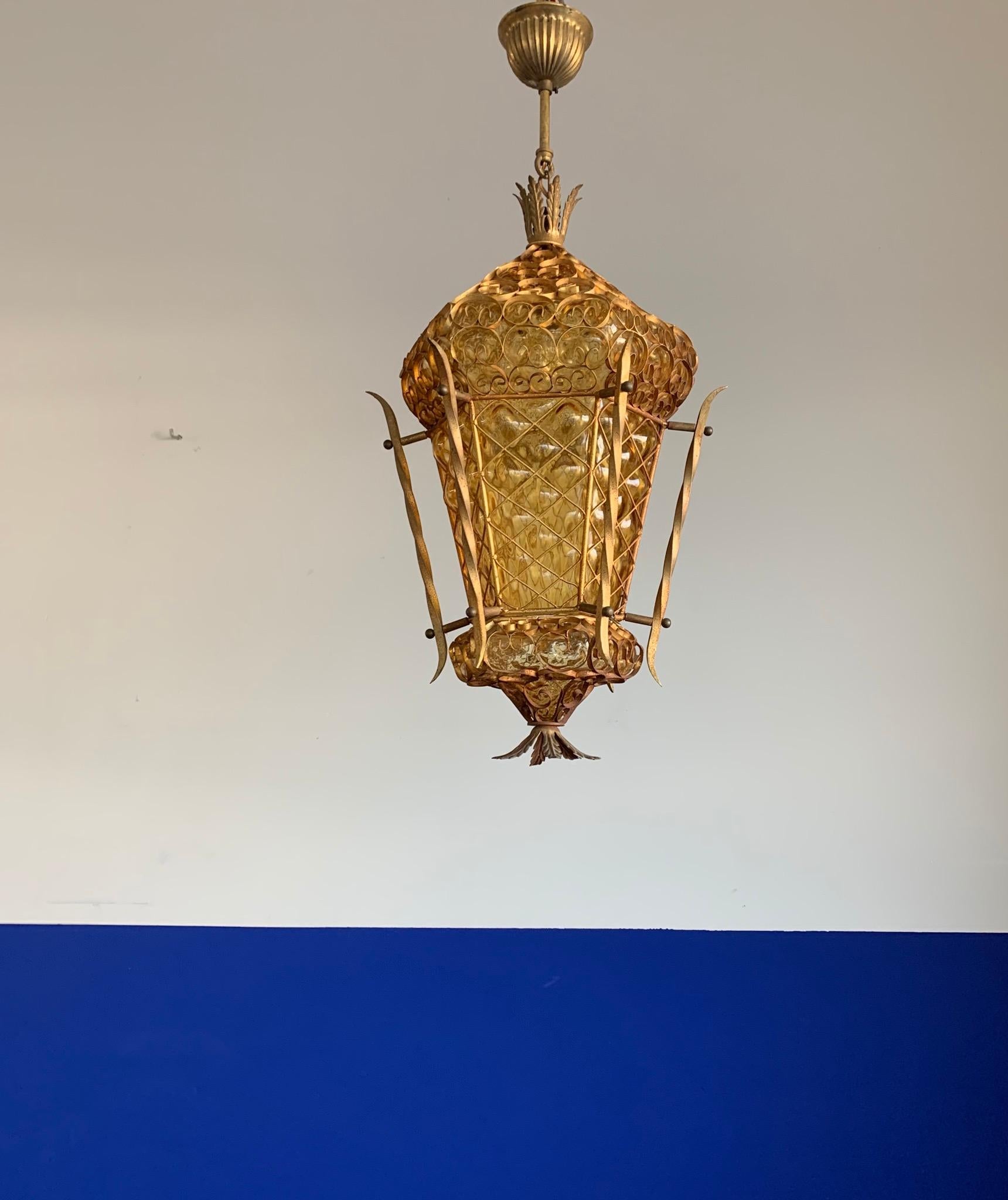 Unique and Large Venetian Pendant, Mouth Blown Glass in Gold Painted Metal Frame For Sale 12