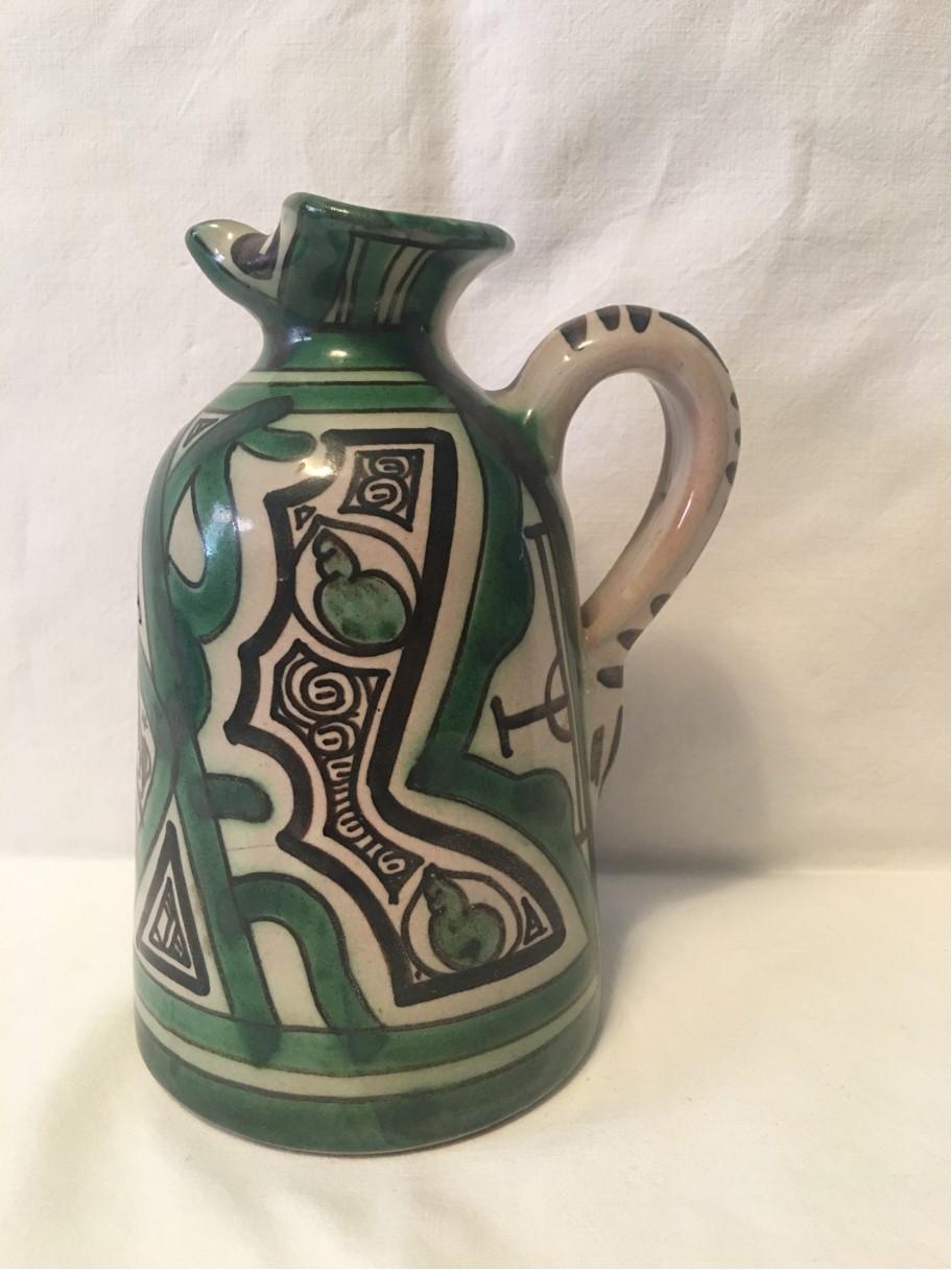 Unique and Powerful Ceramic Pitcher Signed by Domingo Punter of Spain In Good Condition For Sale In Frisco, TX