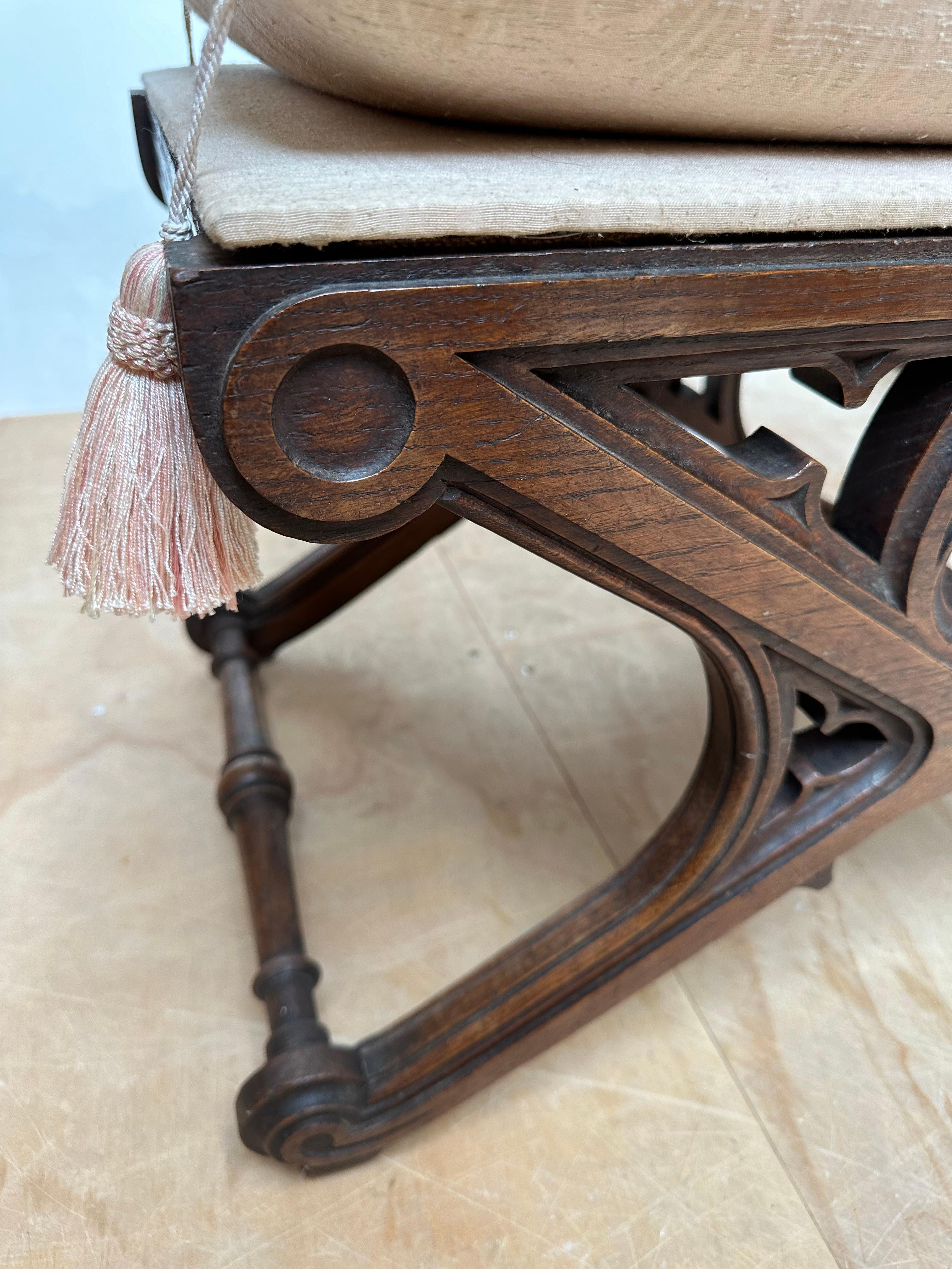 Unique and Quality Carved Gothic Revival Oak Church Stool Seat, 19th Century  For Sale 10