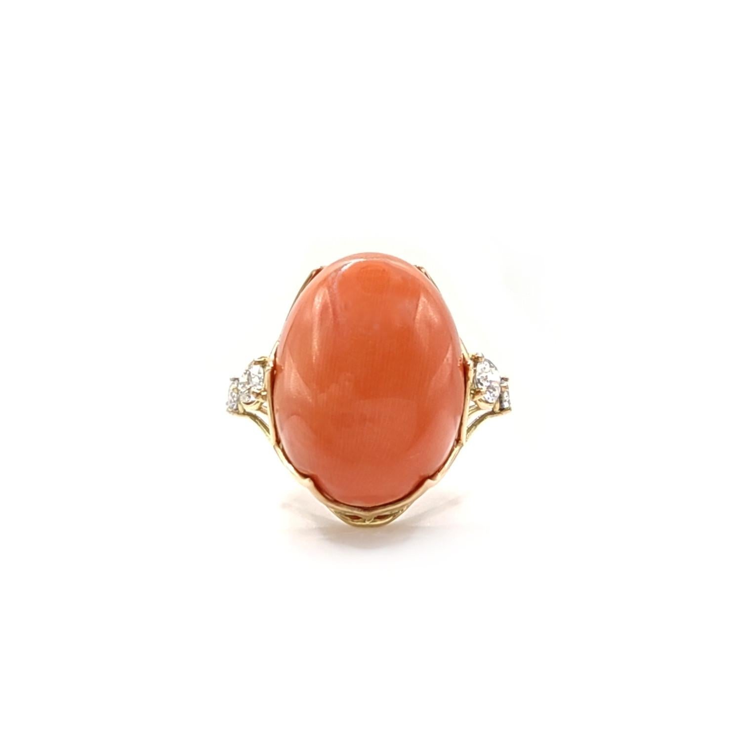 Coral, Diamonds, 14 Karat Yellow Gold Ring for woman Gift for her, Certified In New Condition For Sale In MADRID, ES