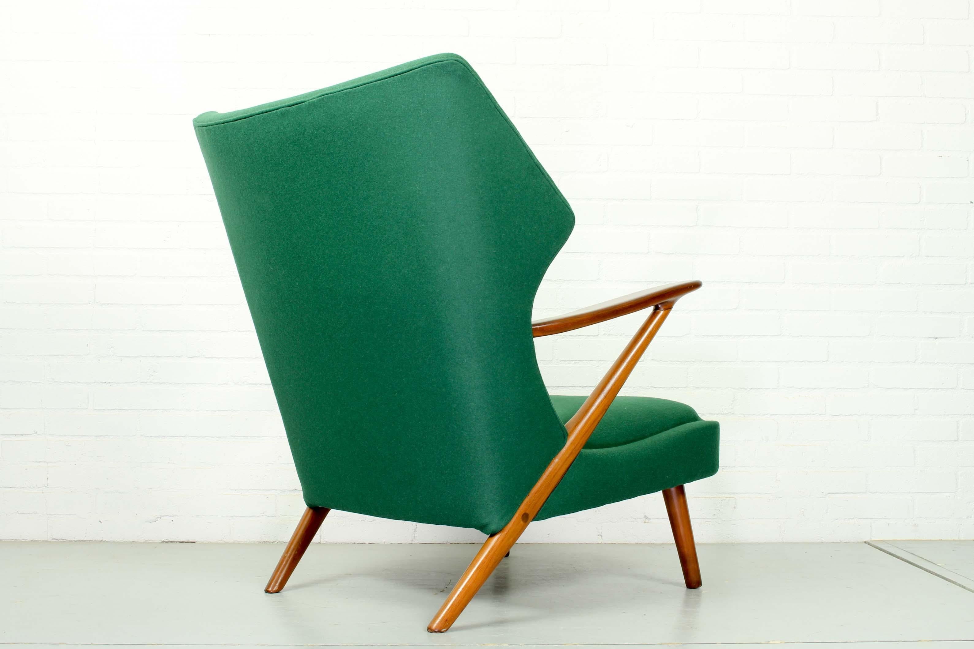 kurt olsen chair